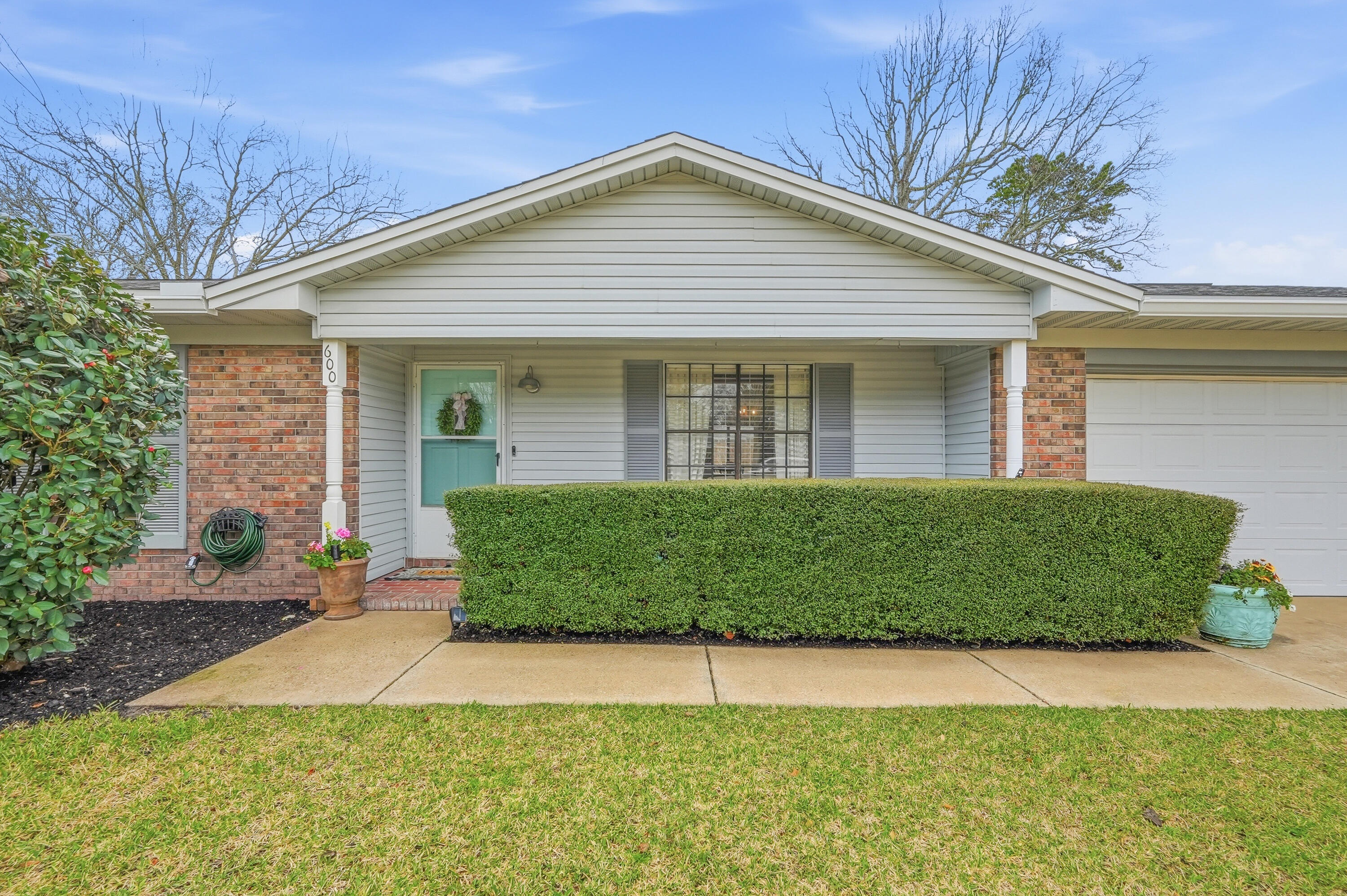 SEA HILLS - Residential