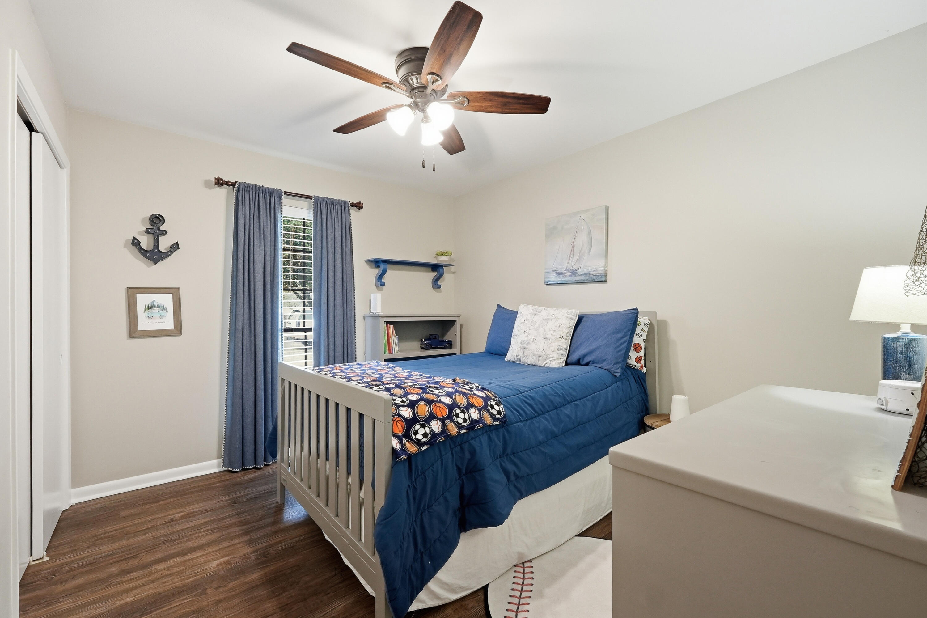 SEA HILLS - Residential