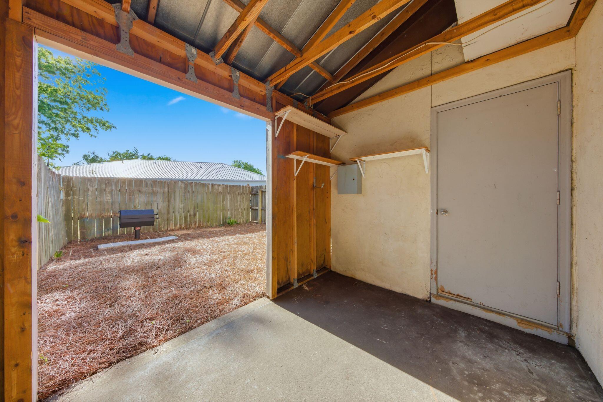 INDIAN HILLS - Residential