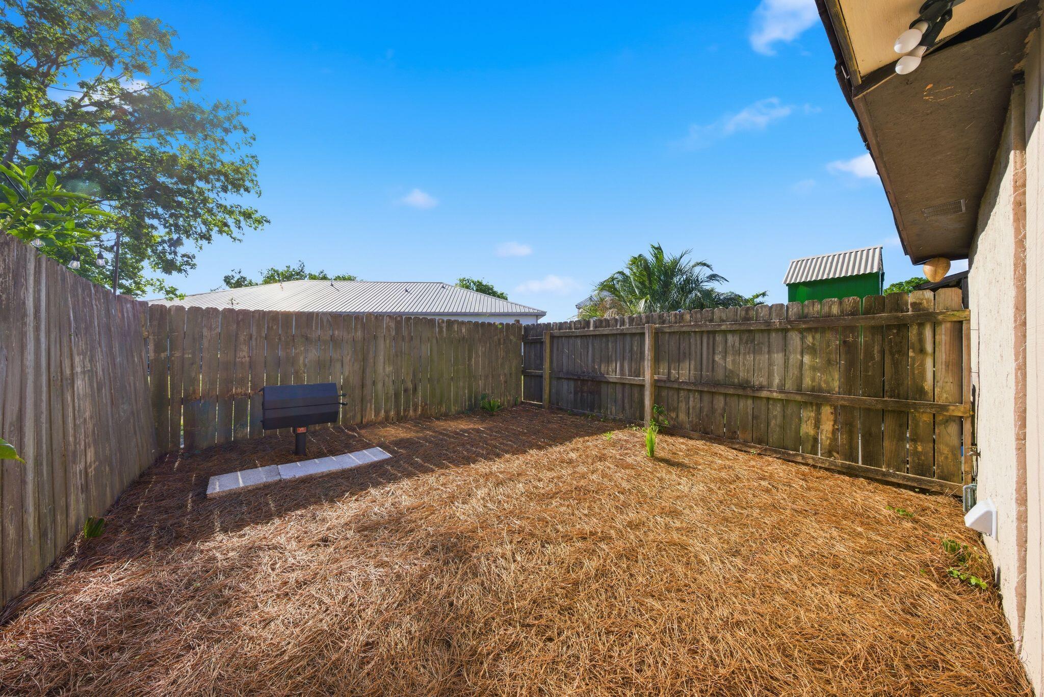 INDIAN HILLS - Residential