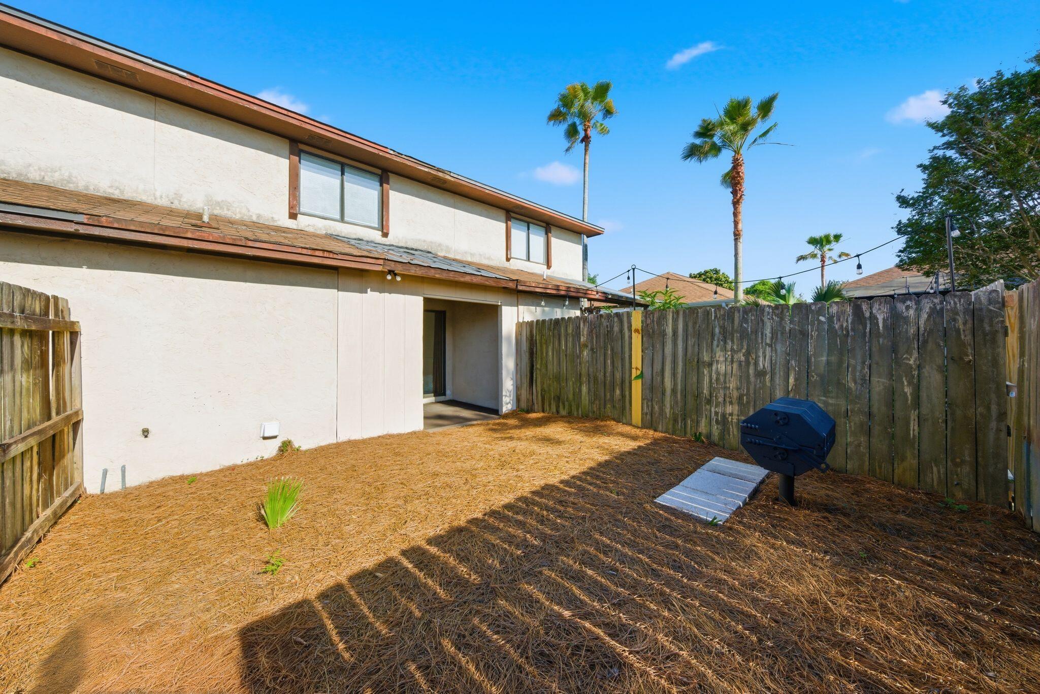 INDIAN HILLS - Residential