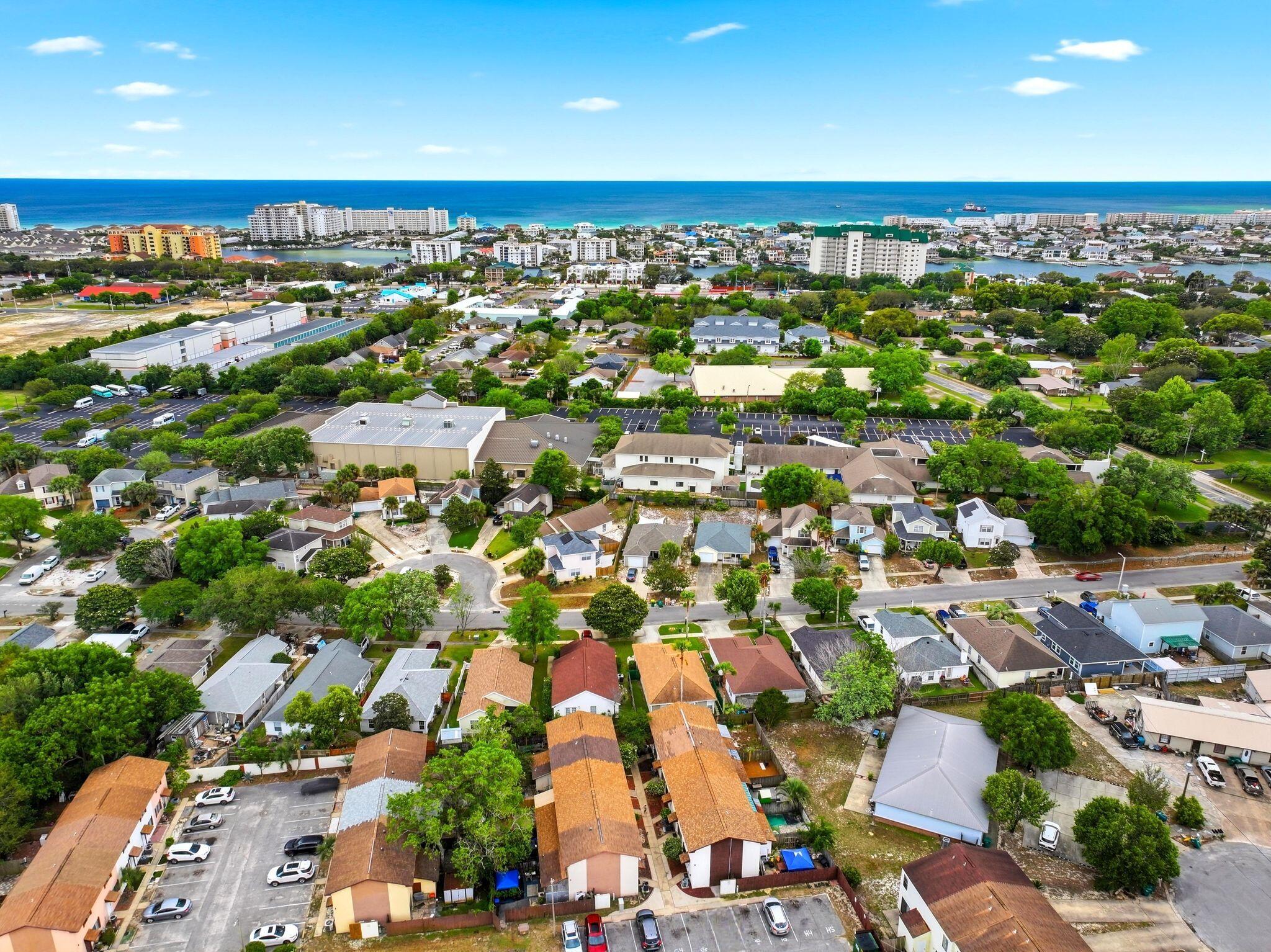 INDIAN HILLS - Residential