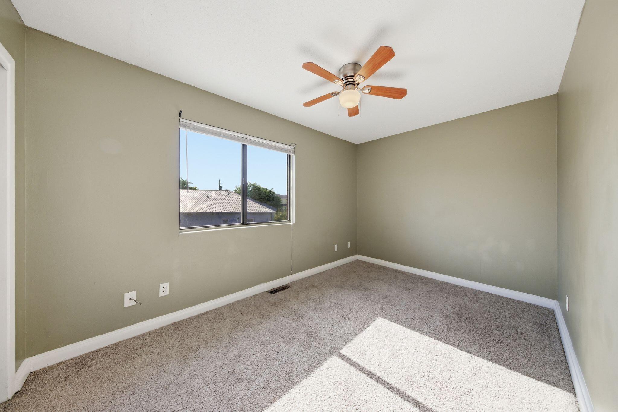 INDIAN HILLS - Residential