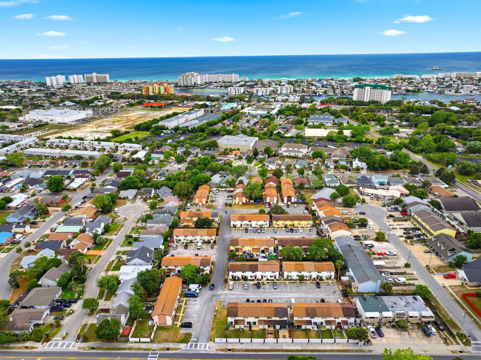 INDIAN HILLS - Residential