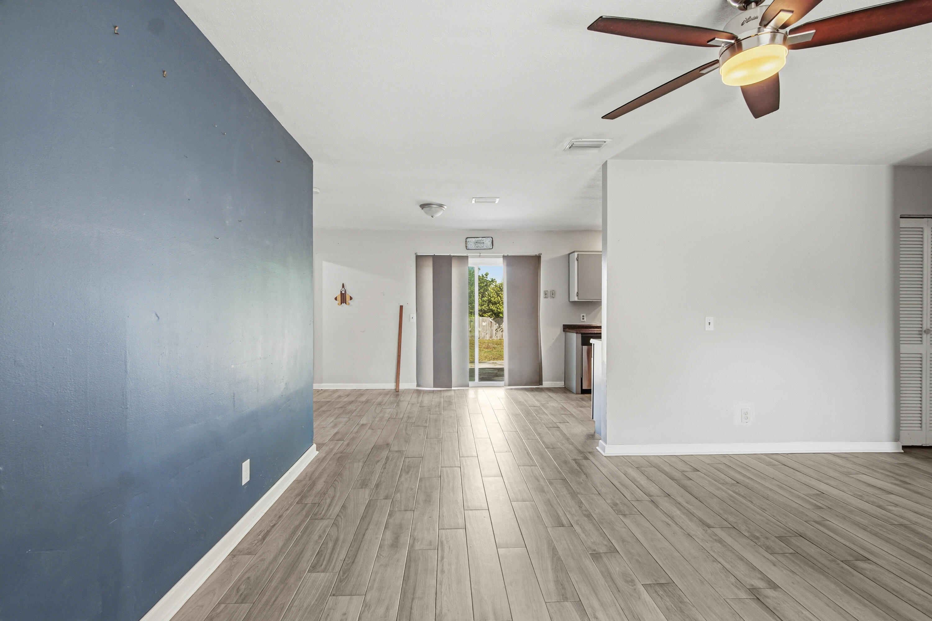 OXFORD PLACE UNIT 2 - Residential