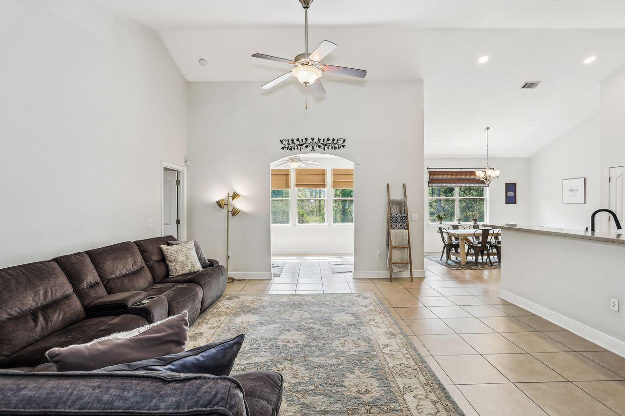 ROLLING RIDGE S/D - Residential