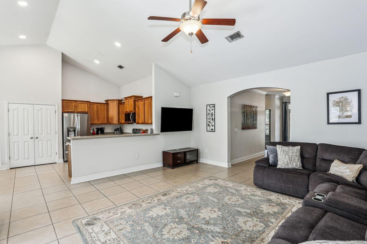 ROLLING RIDGE S/D - Residential