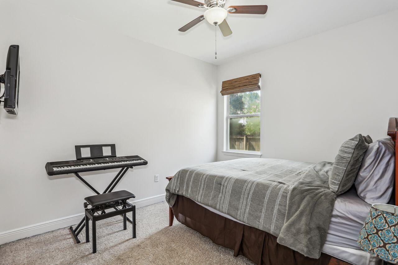 ROLLING RIDGE S/D - Residential