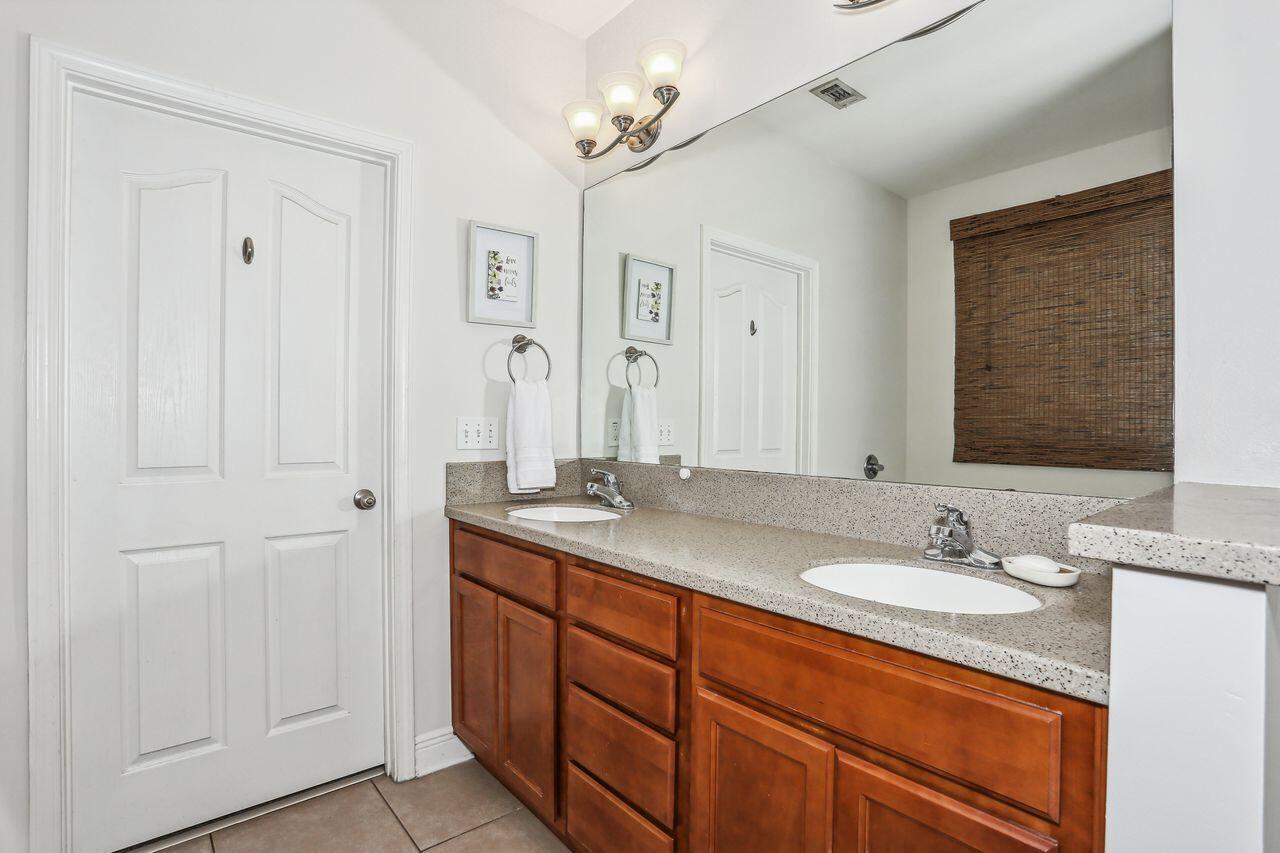 ROLLING RIDGE S/D - Residential