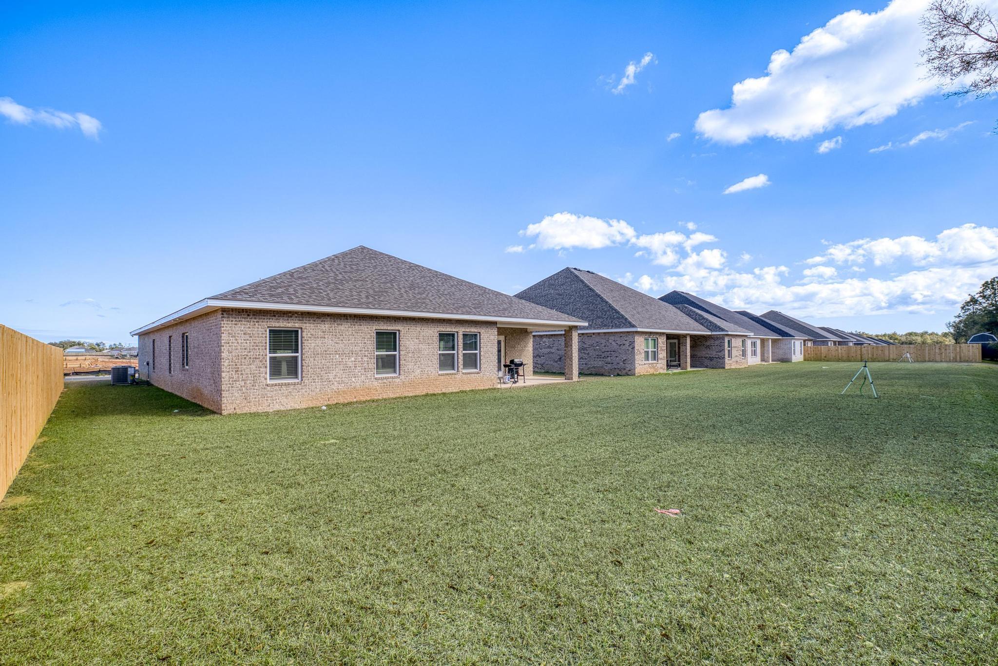 PLANTATION WOODS - Residential