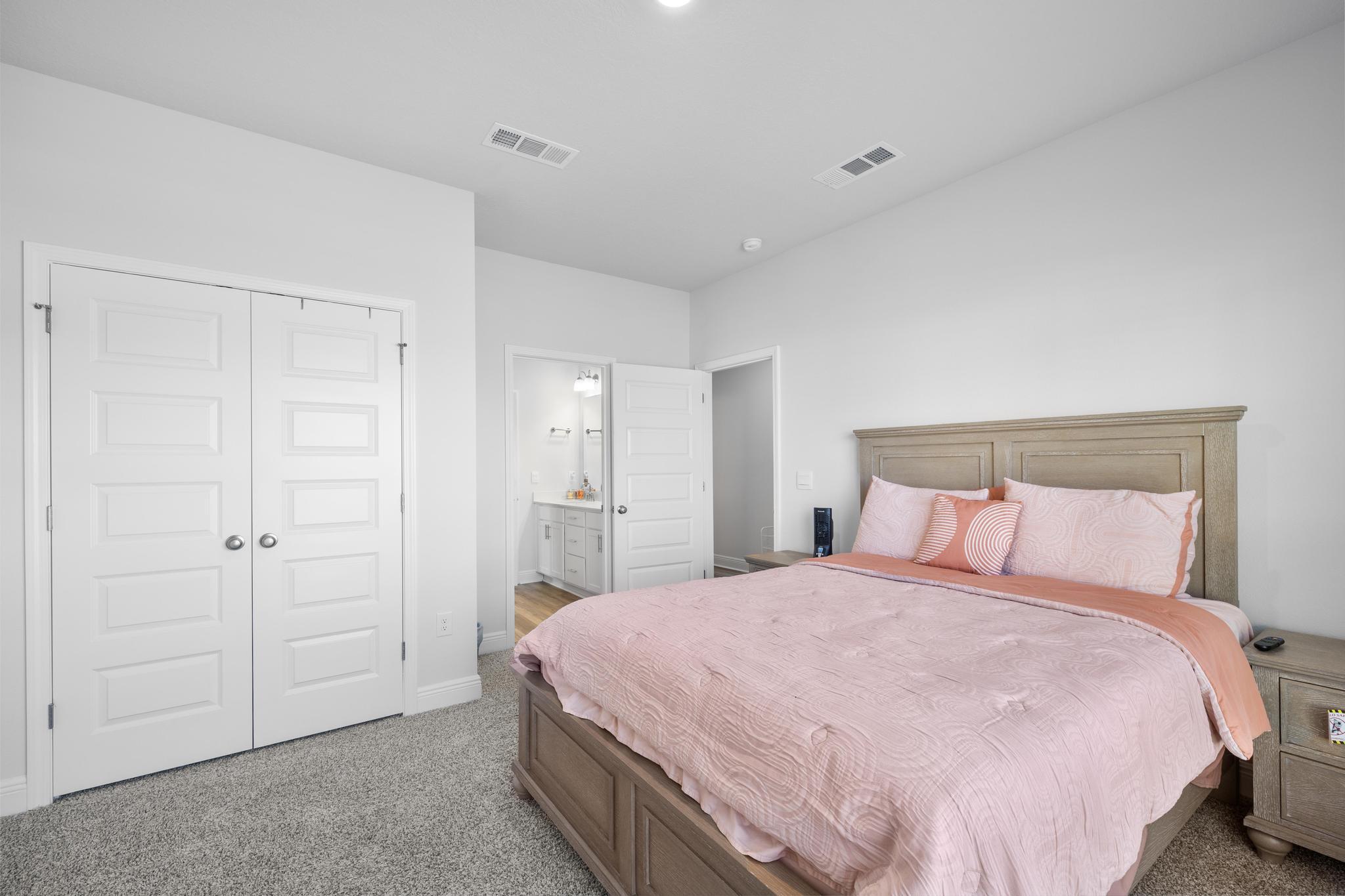 PLANTATION WOODS - Residential