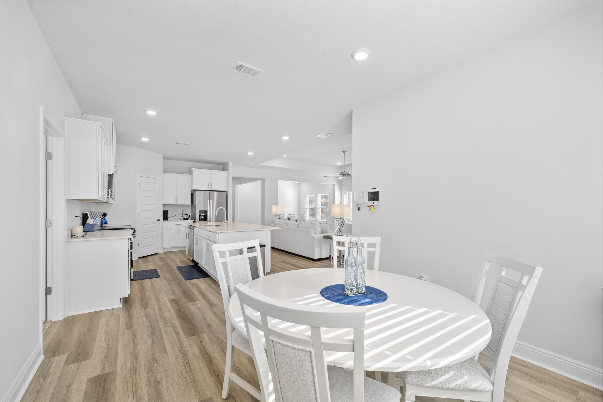 PLANTATION WOODS - Residential