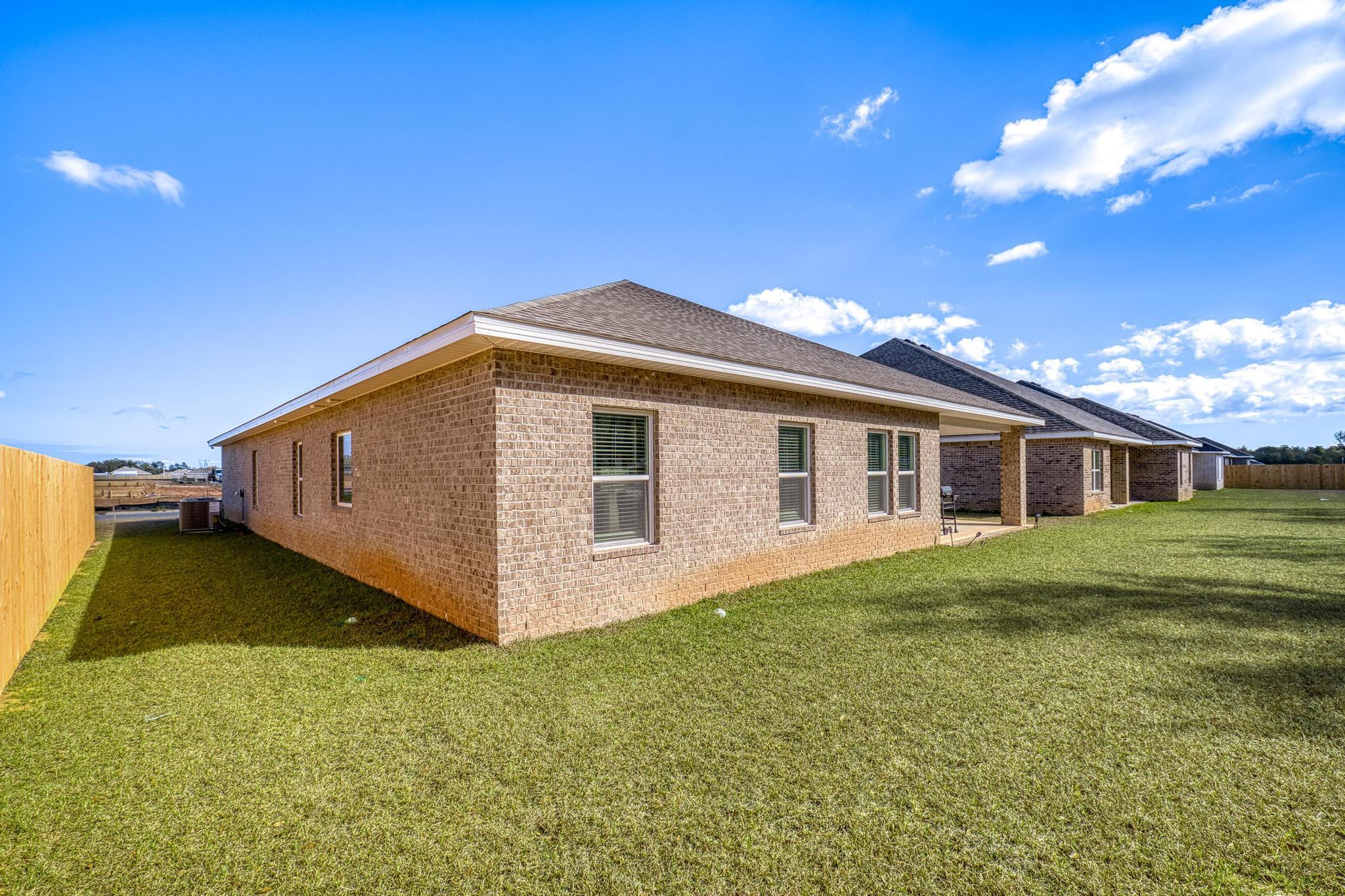 PLANTATION WOODS - Residential