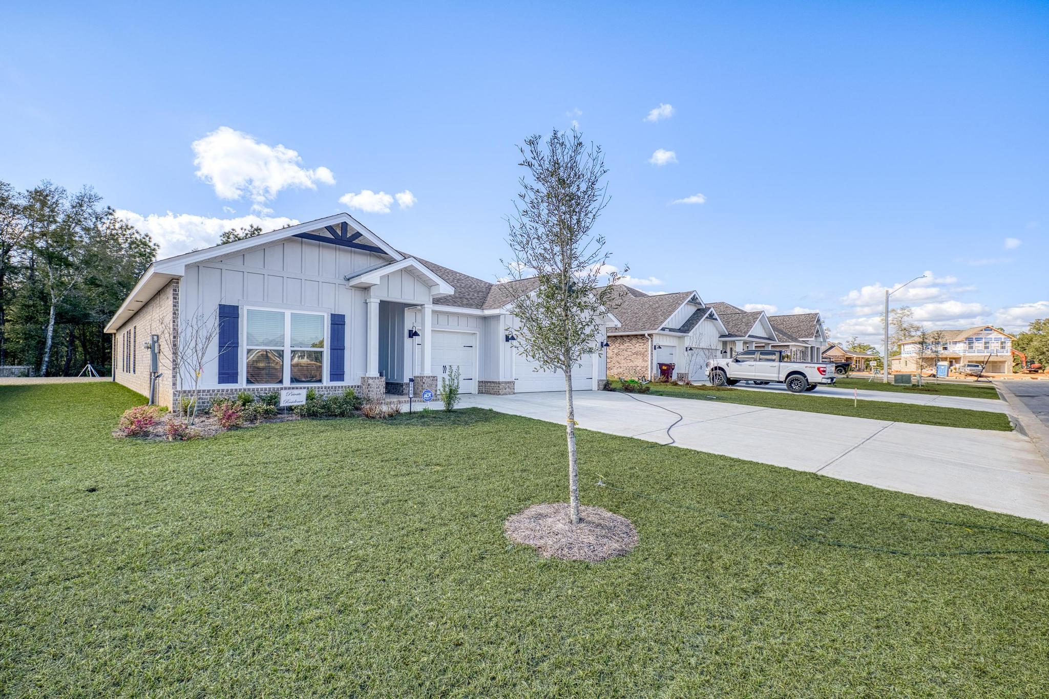 PLANTATION WOODS - Residential