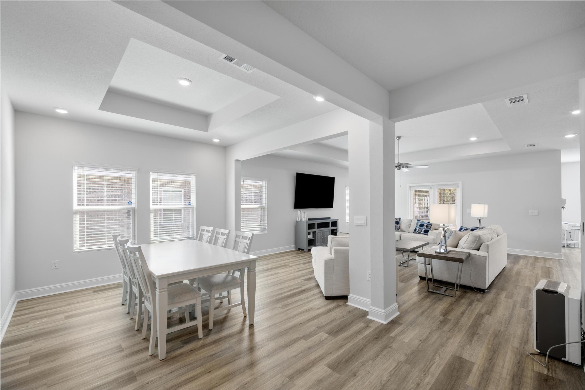 PLANTATION WOODS - Residential