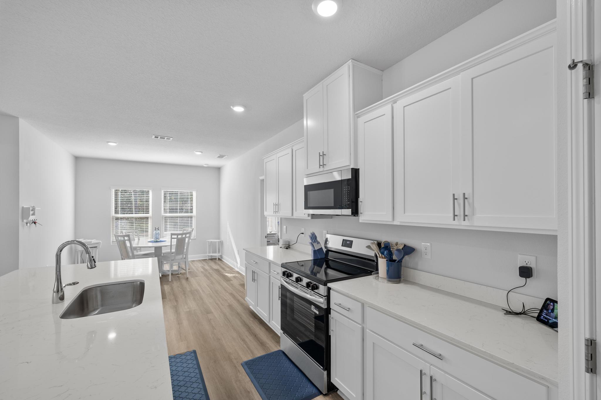 PLANTATION WOODS - Residential