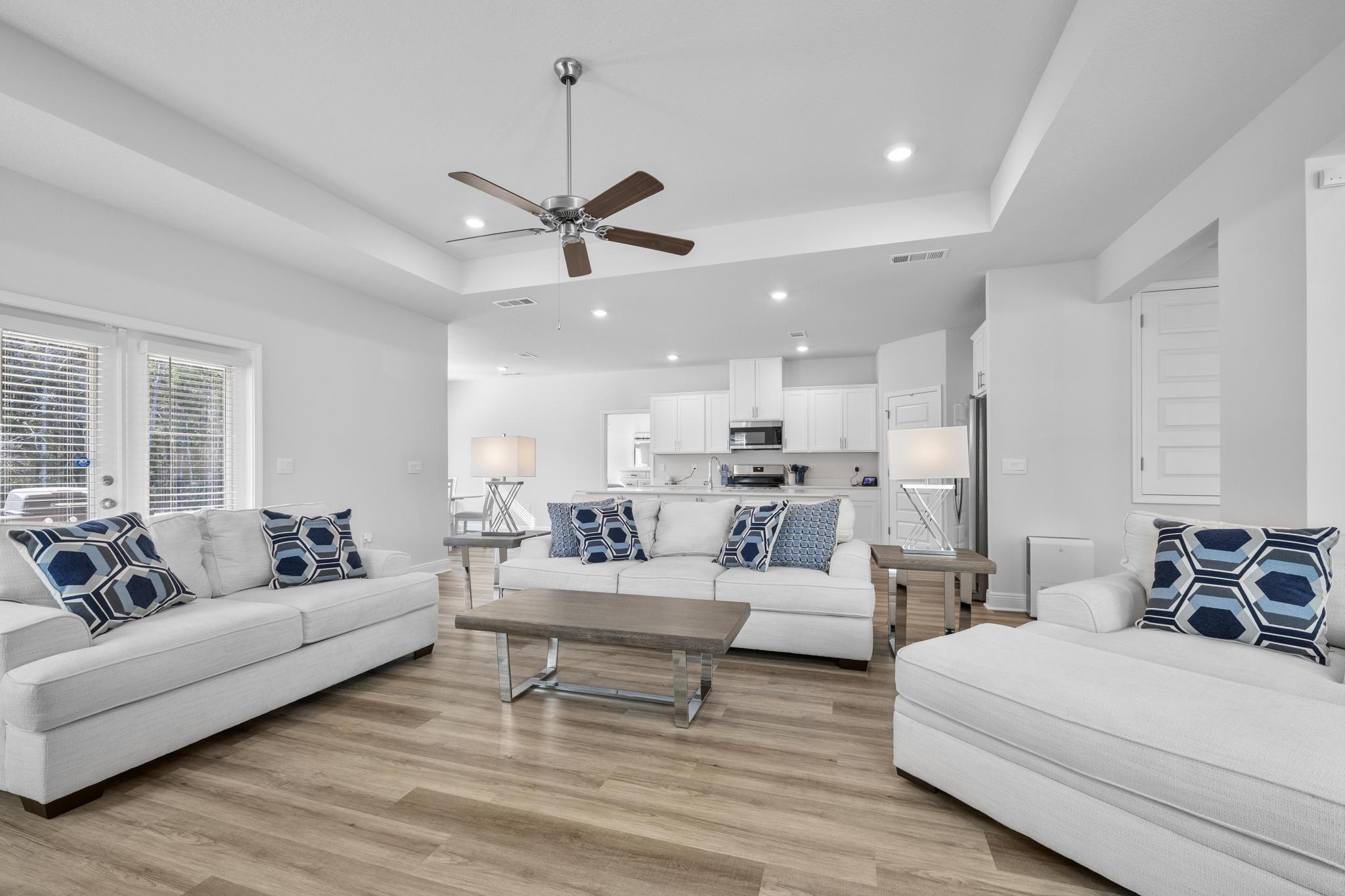 PLANTATION WOODS - Residential