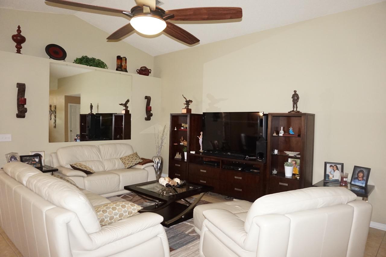 HIDDEN SHORES - Residential