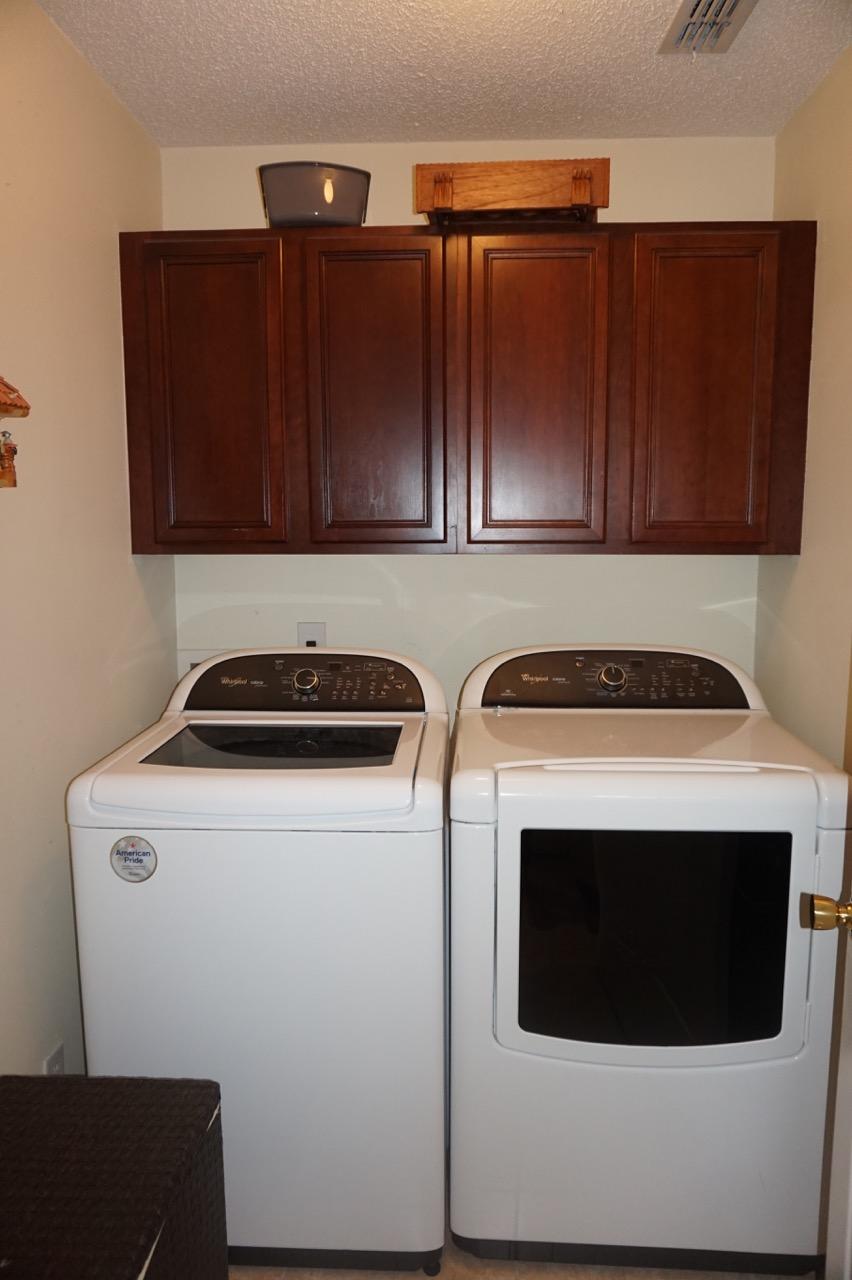 HIDDEN SHORES - Residential