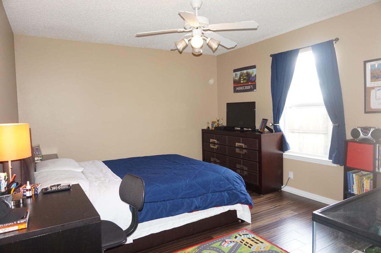 HIDDEN SHORES - Residential