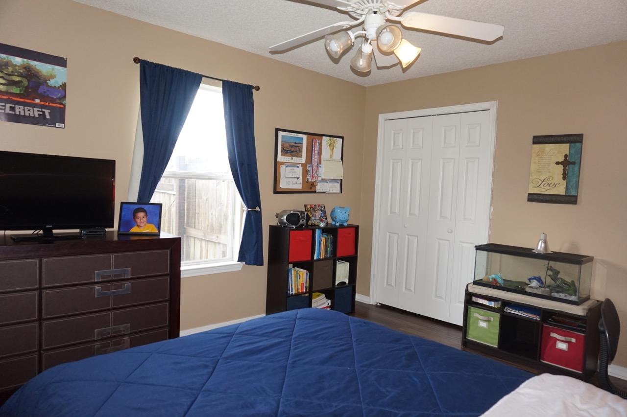 HIDDEN SHORES - Residential