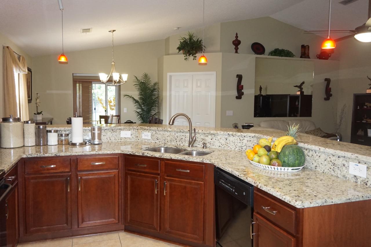 HIDDEN SHORES - Residential