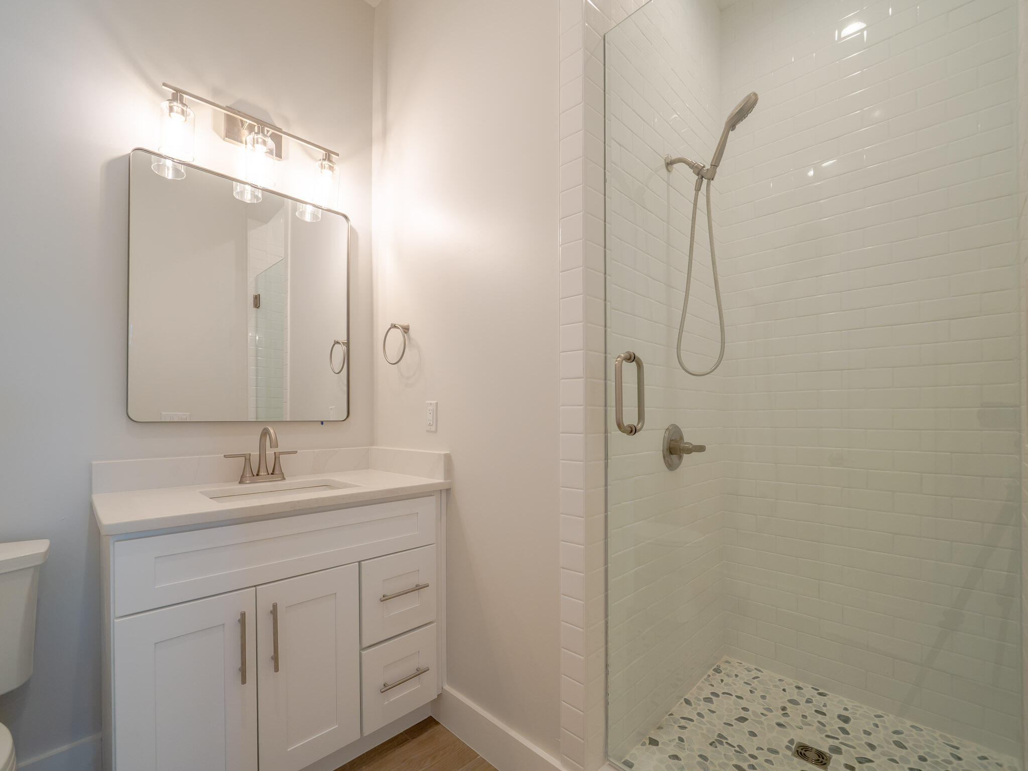 MAGNOLIA BEACH - Residential