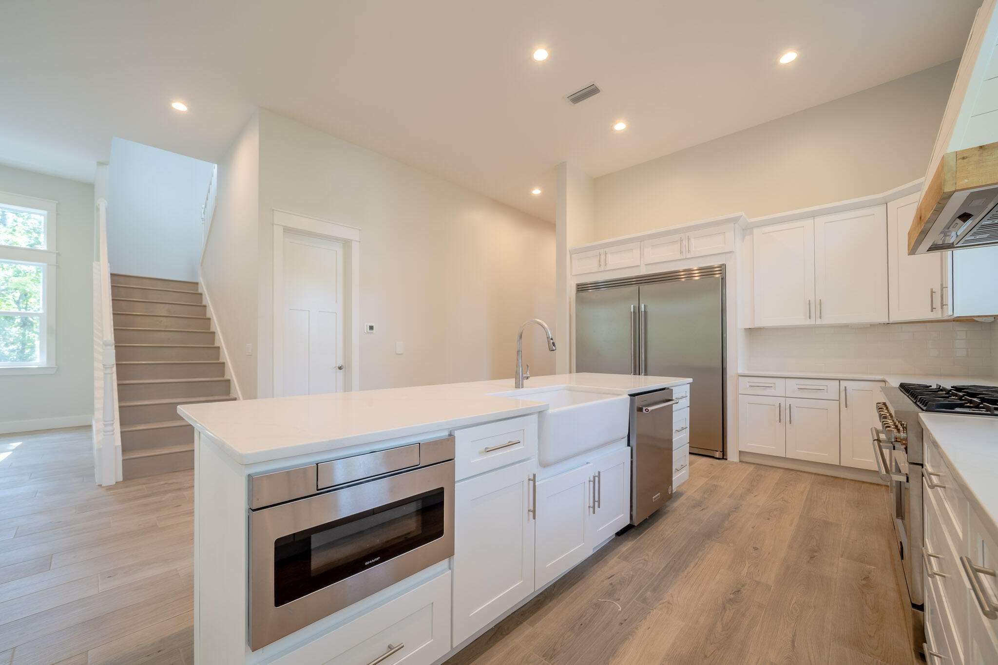 MAGNOLIA BEACH - Residential