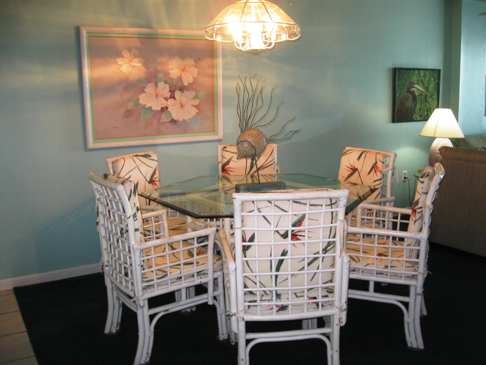 EMERALD SURF CONDO - Residential