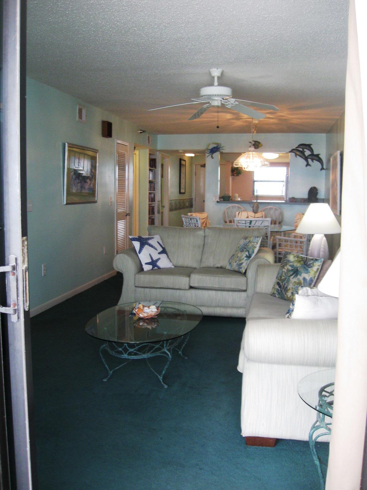 EMERALD SURF CONDO - Residential