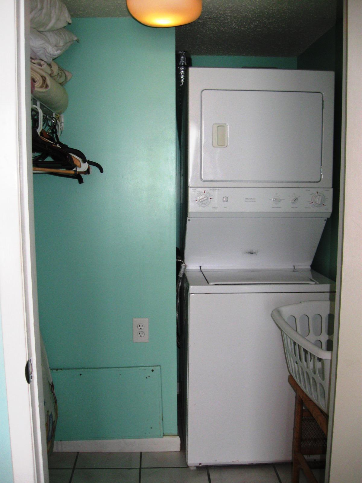 EMERALD SURF CONDO - Residential