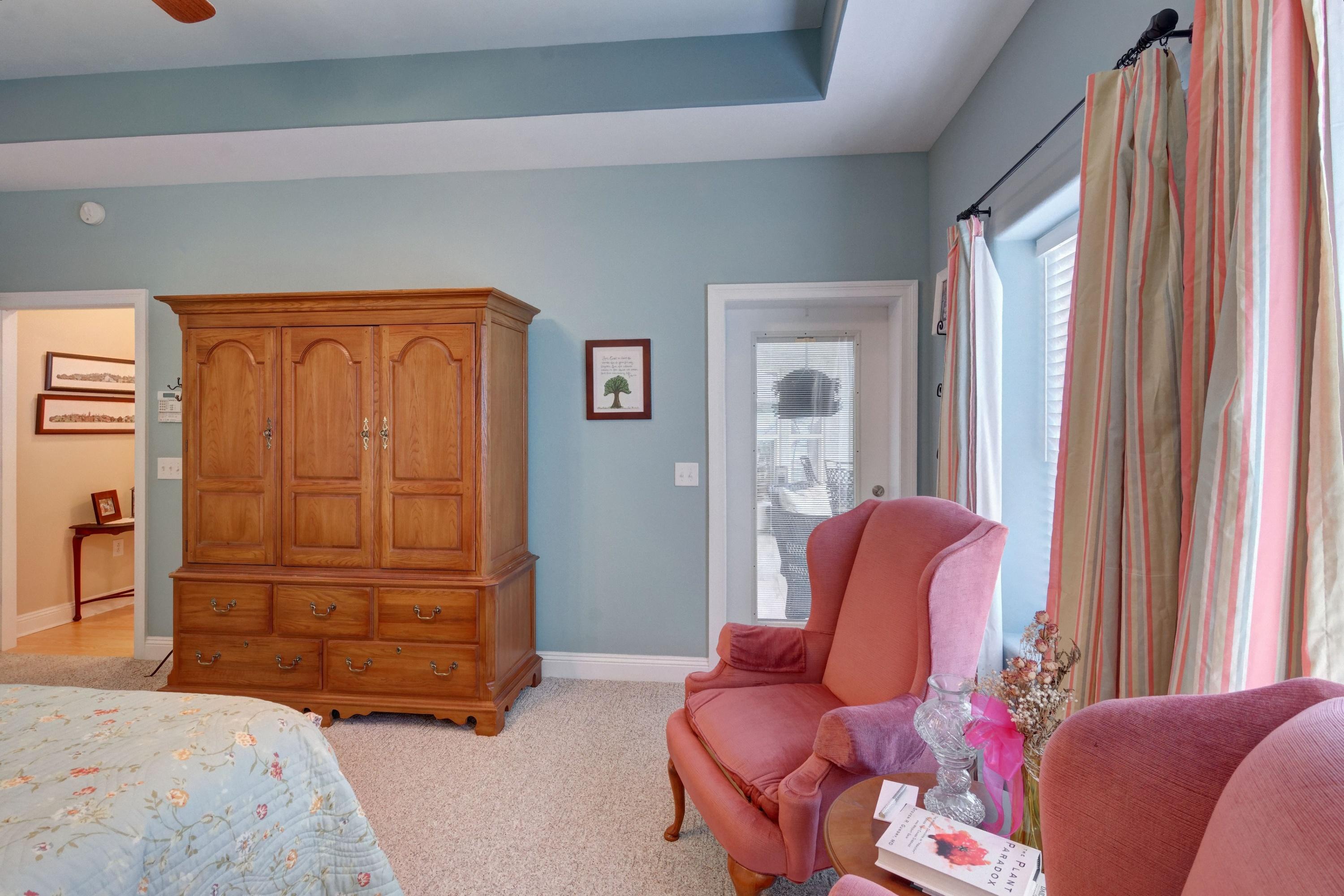 WOODLAWN SHORES - Residential