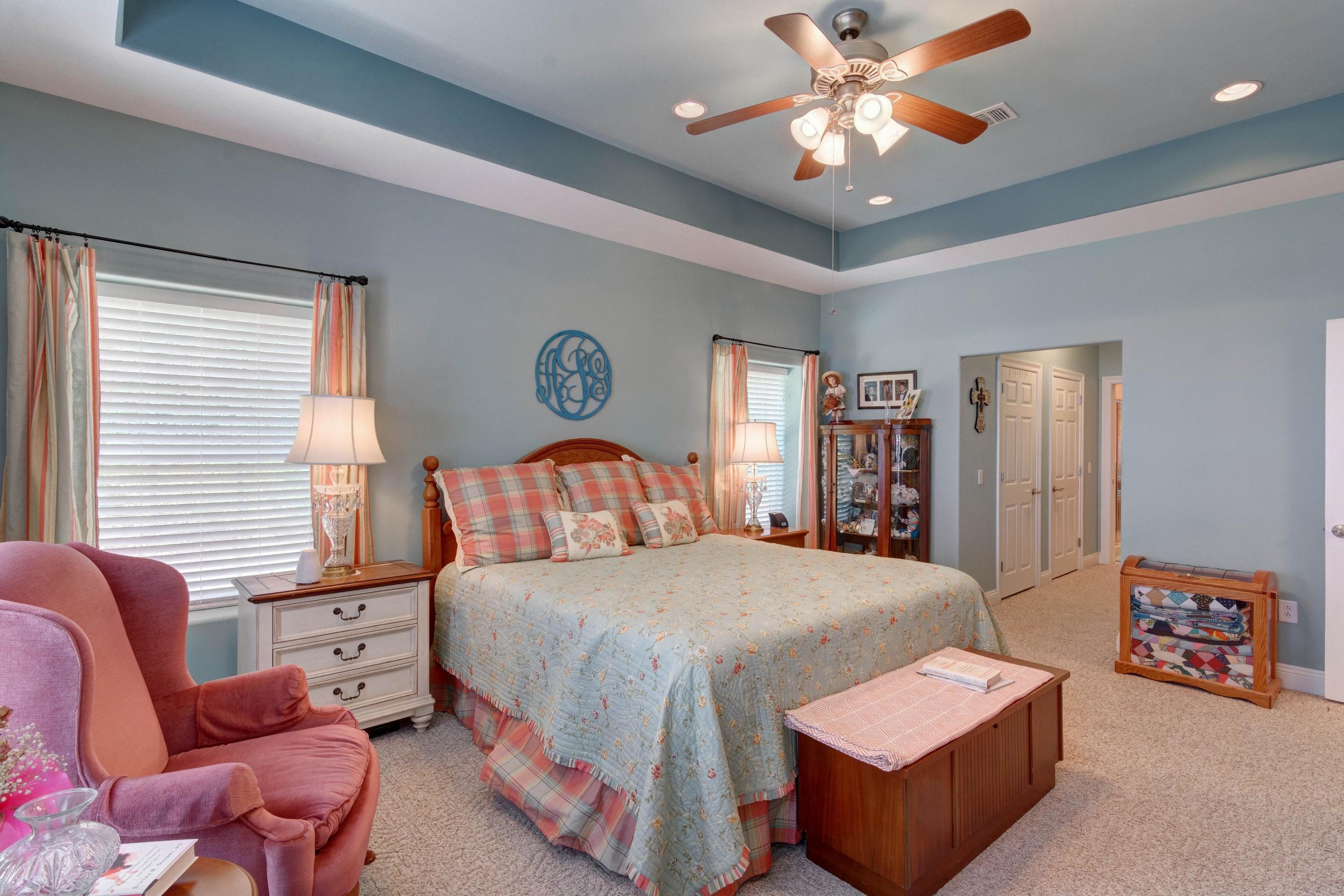 WOODLAWN SHORES - Residential