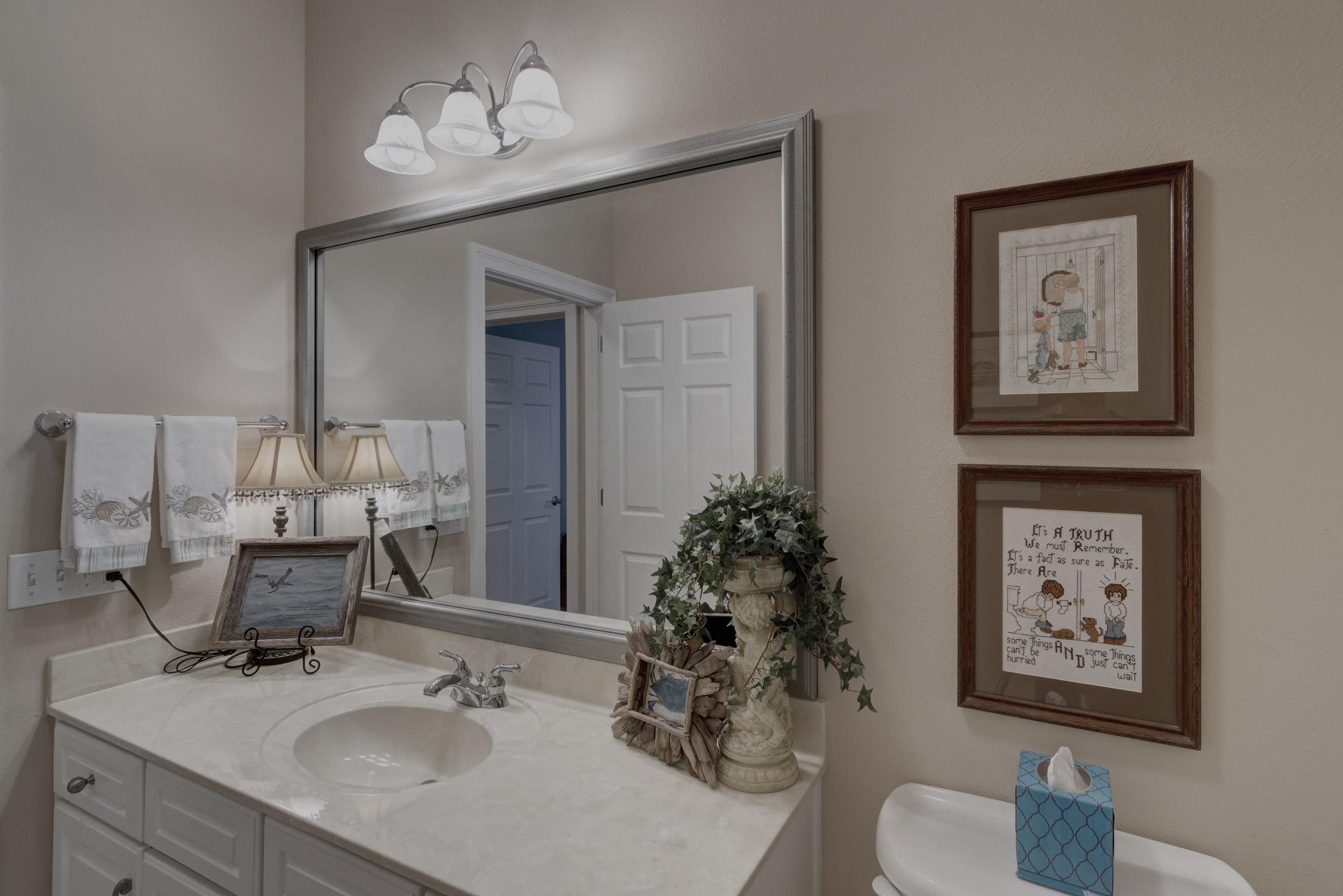 WOODLAWN SHORES - Residential