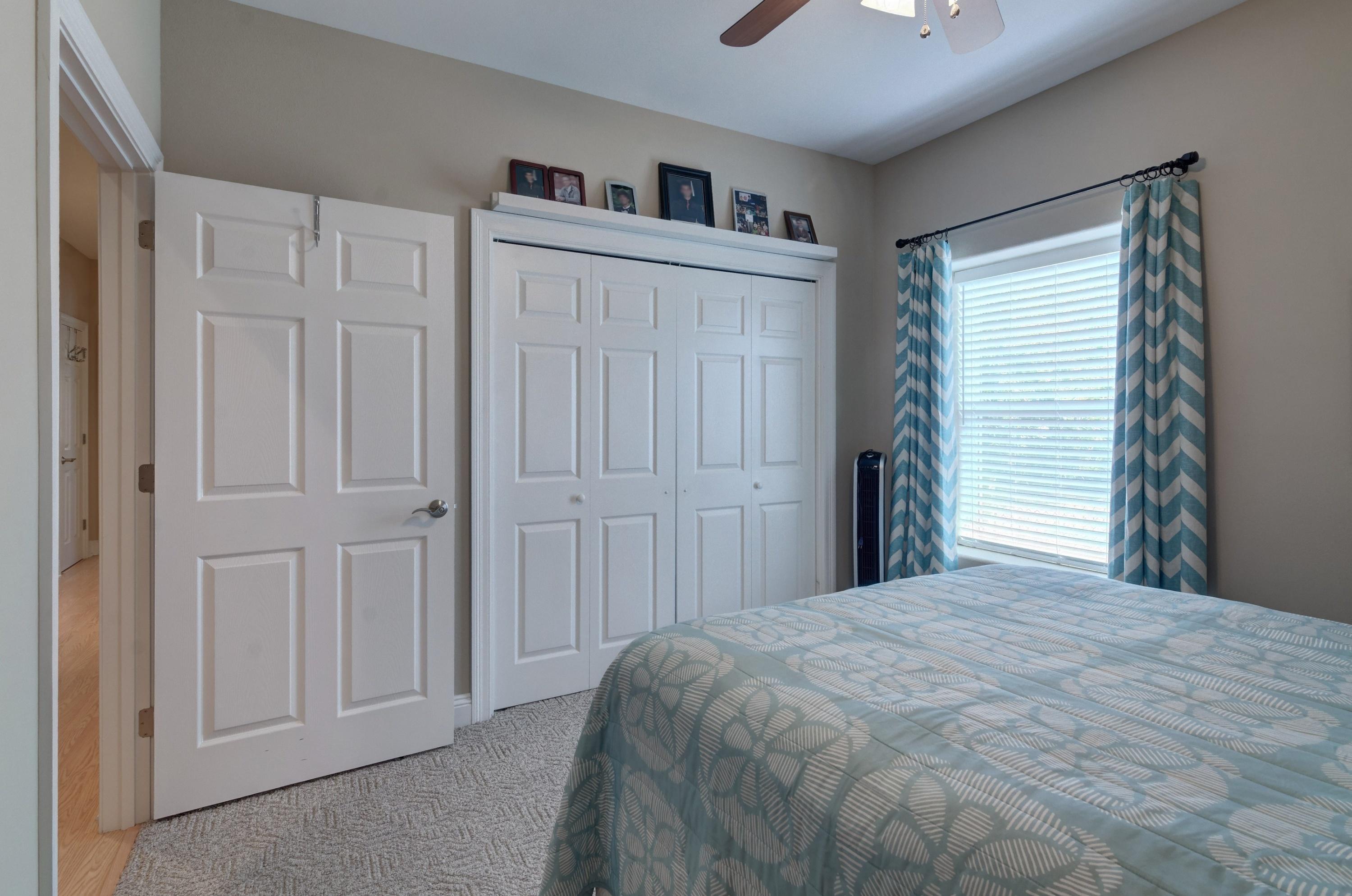 WOODLAWN SHORES - Residential