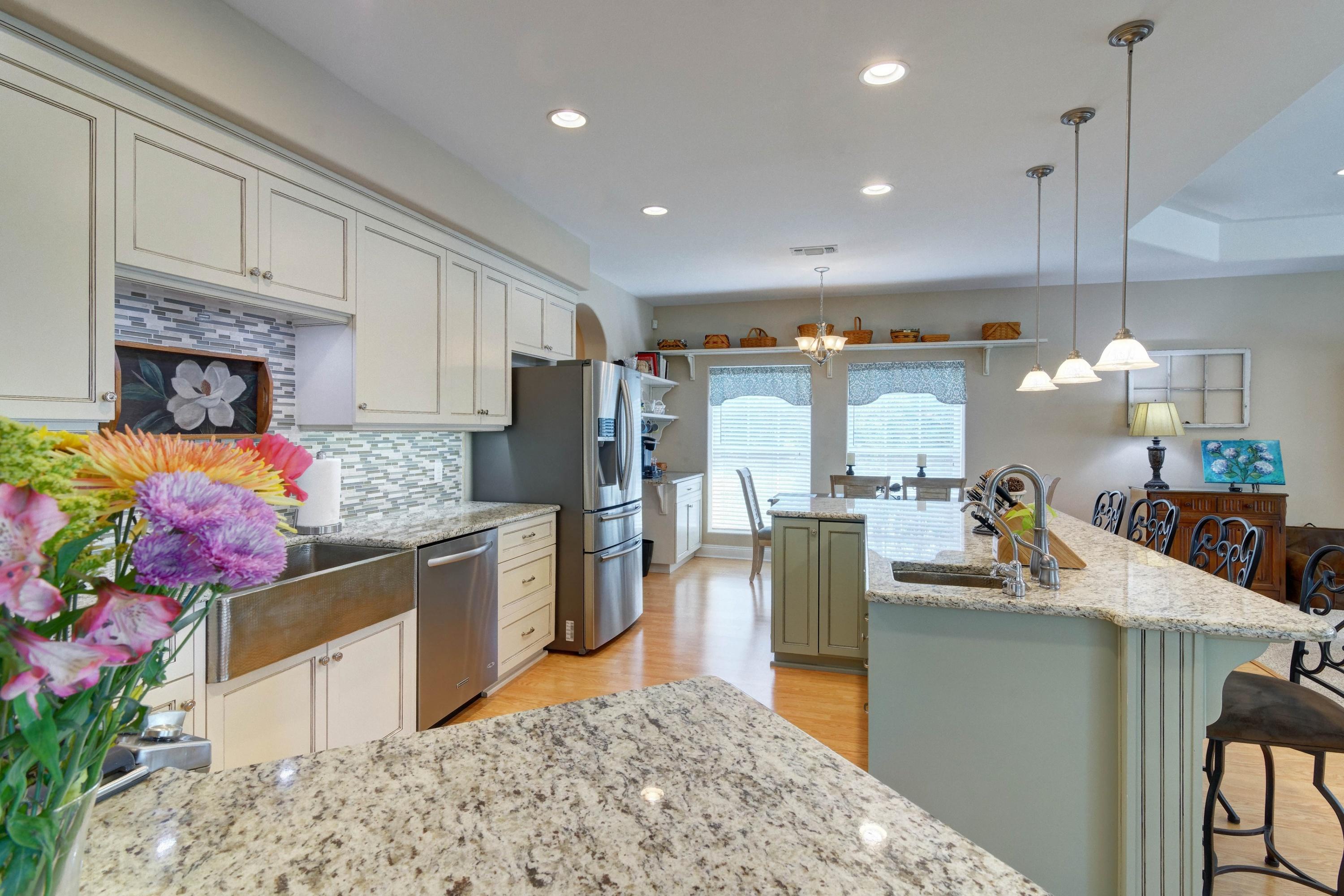 WOODLAWN SHORES - Residential