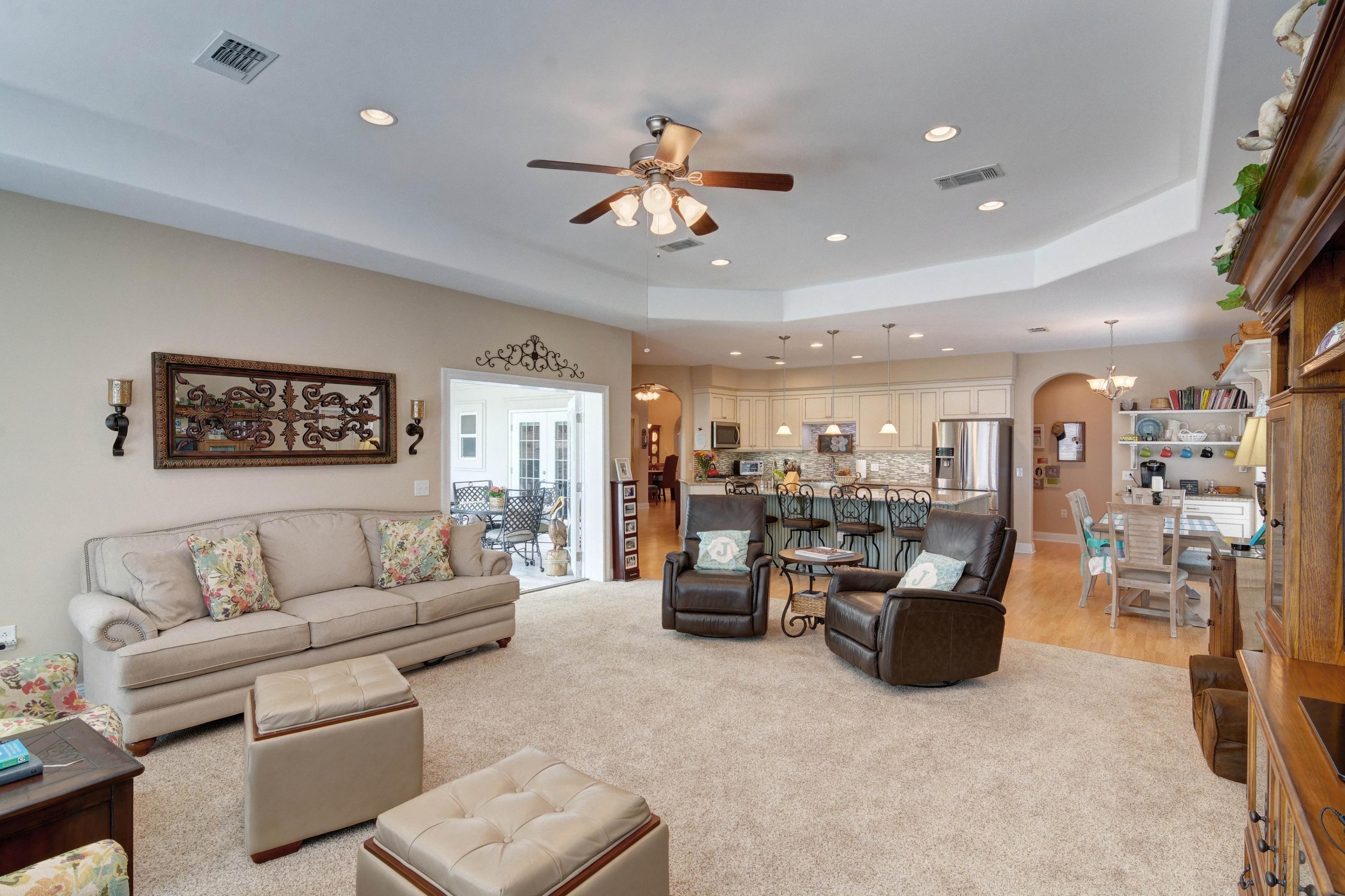 WOODLAWN SHORES - Residential