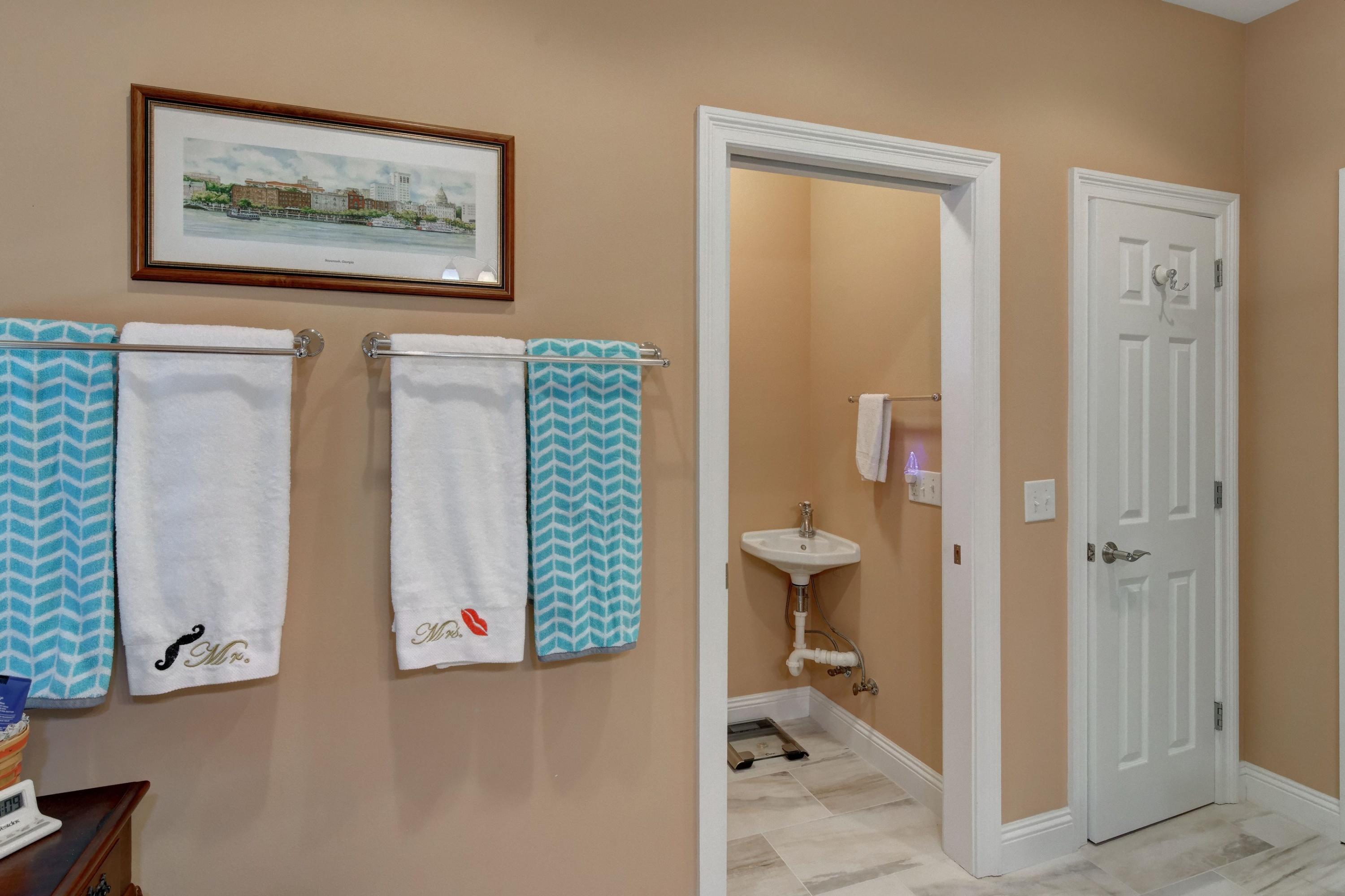 WOODLAWN SHORES - Residential