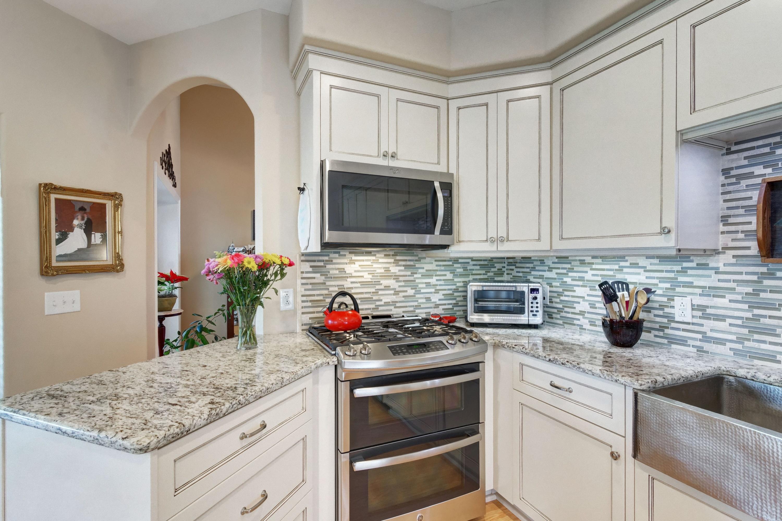 WOODLAWN SHORES - Residential