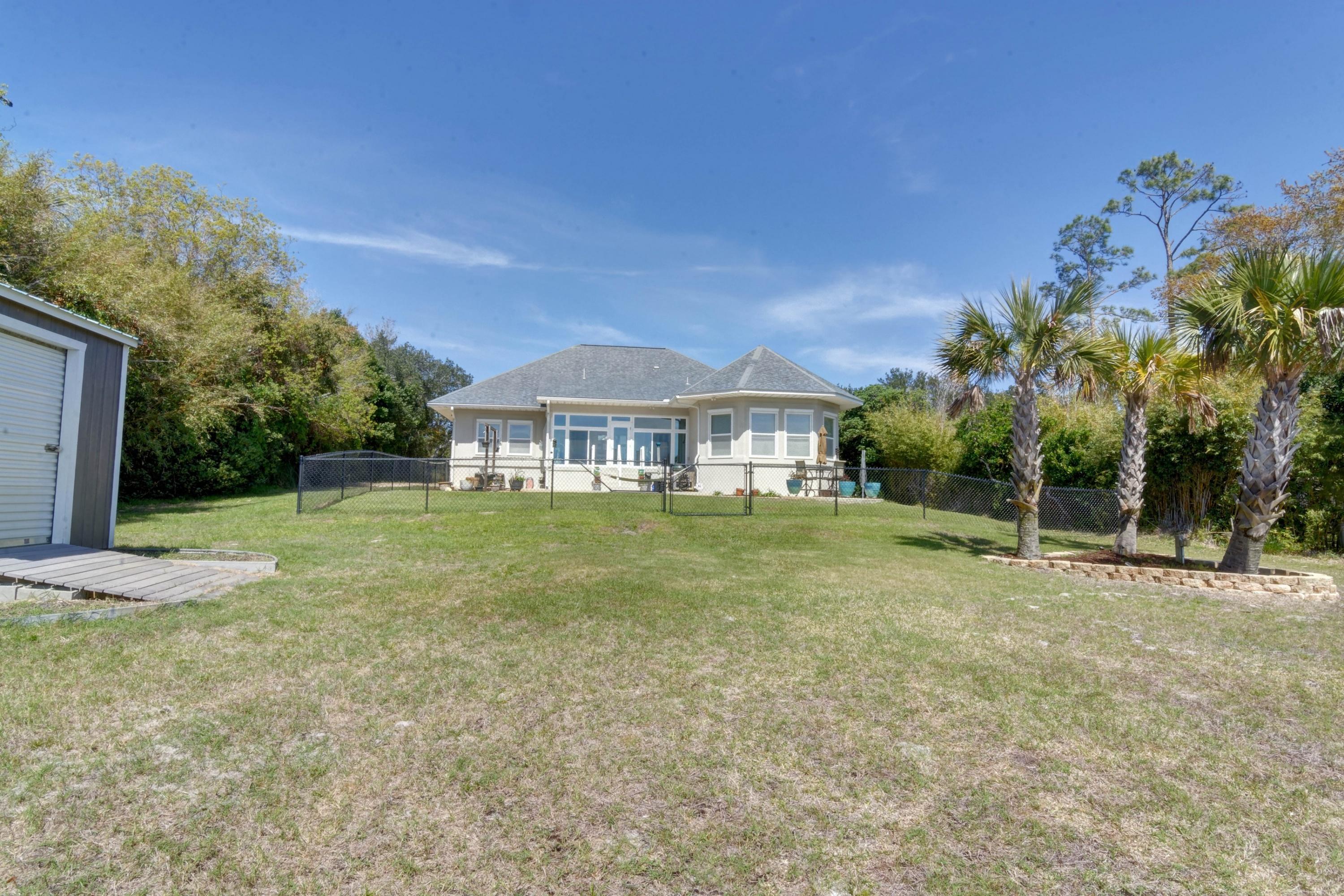 WOODLAWN SHORES - Residential