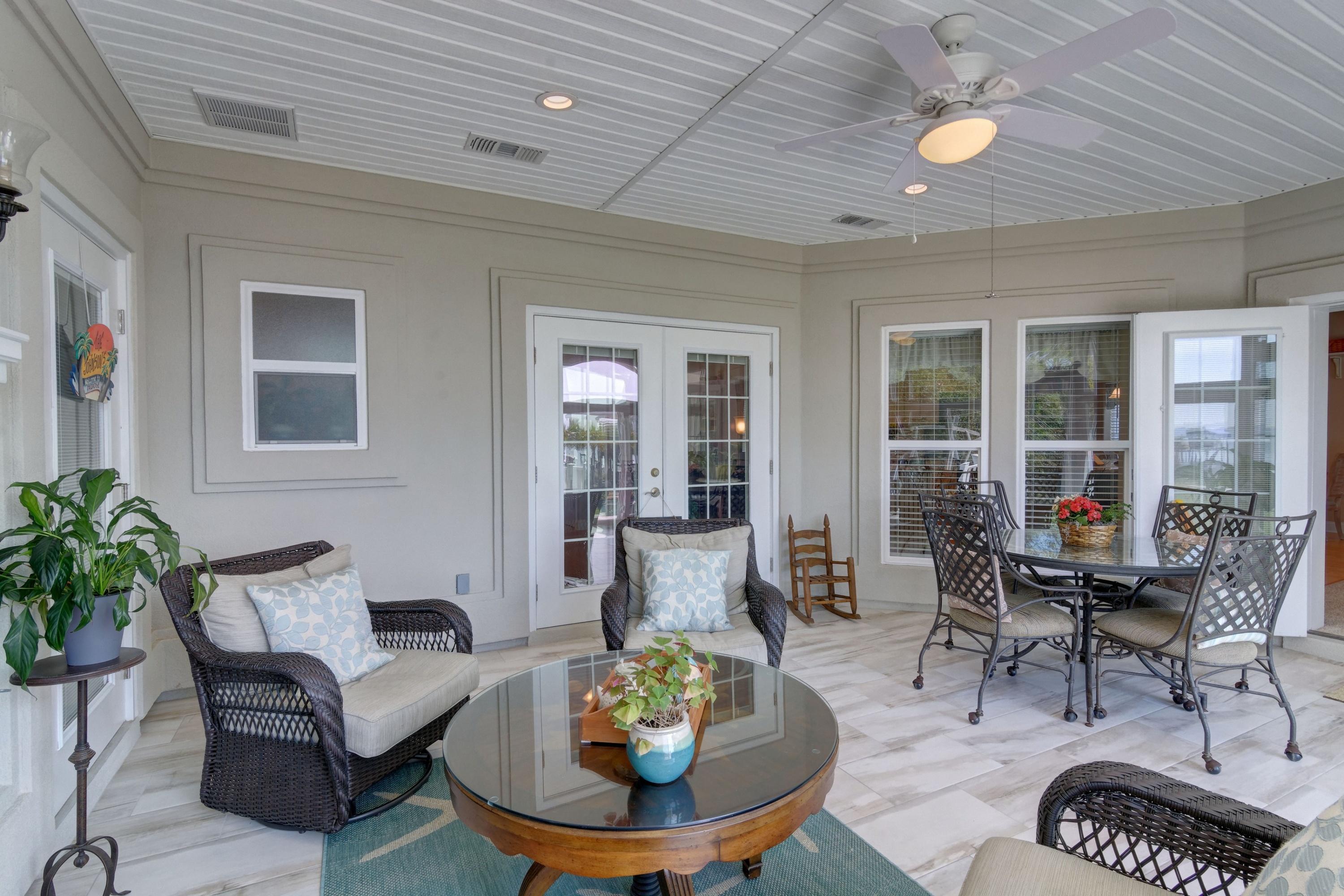 WOODLAWN SHORES - Residential