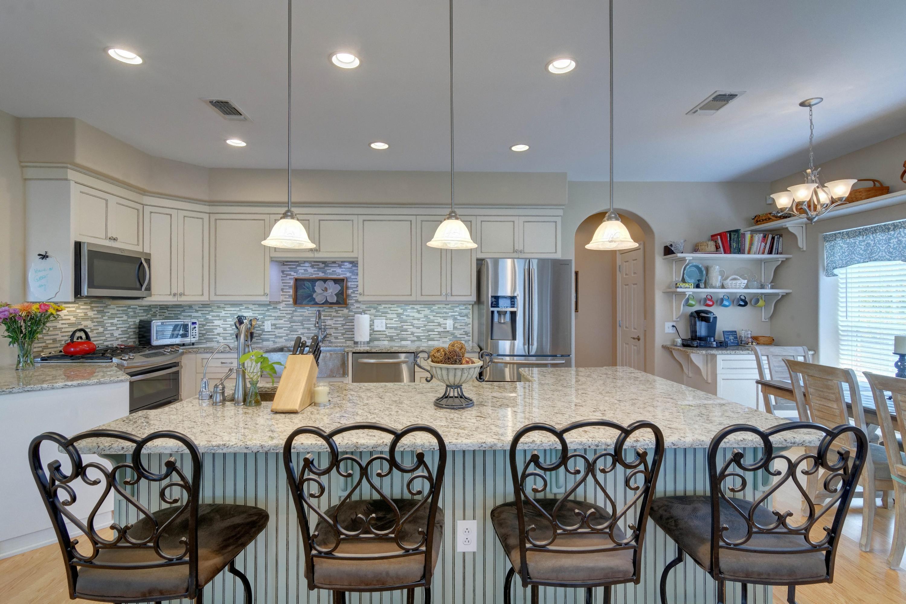 WOODLAWN SHORES - Residential