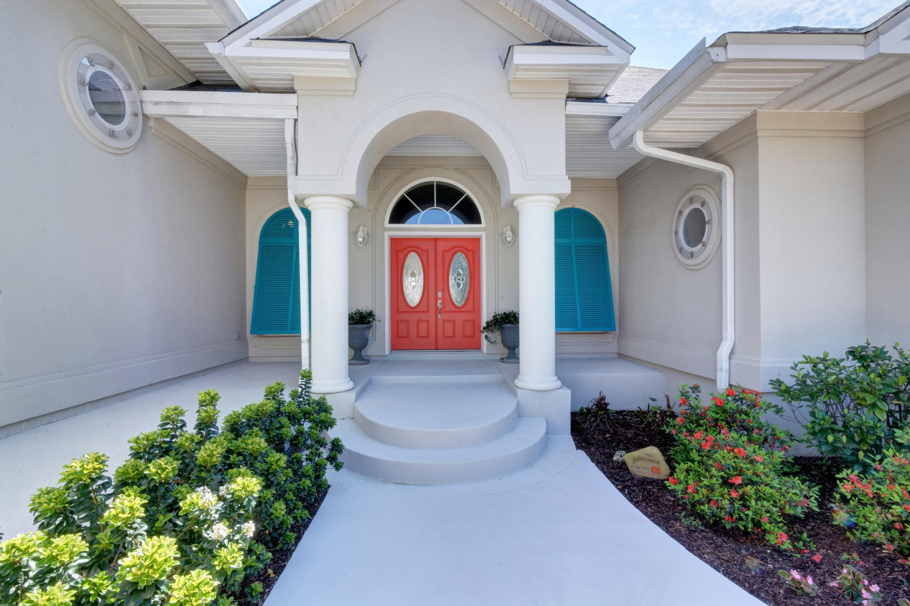 WOODLAWN SHORES - Residential