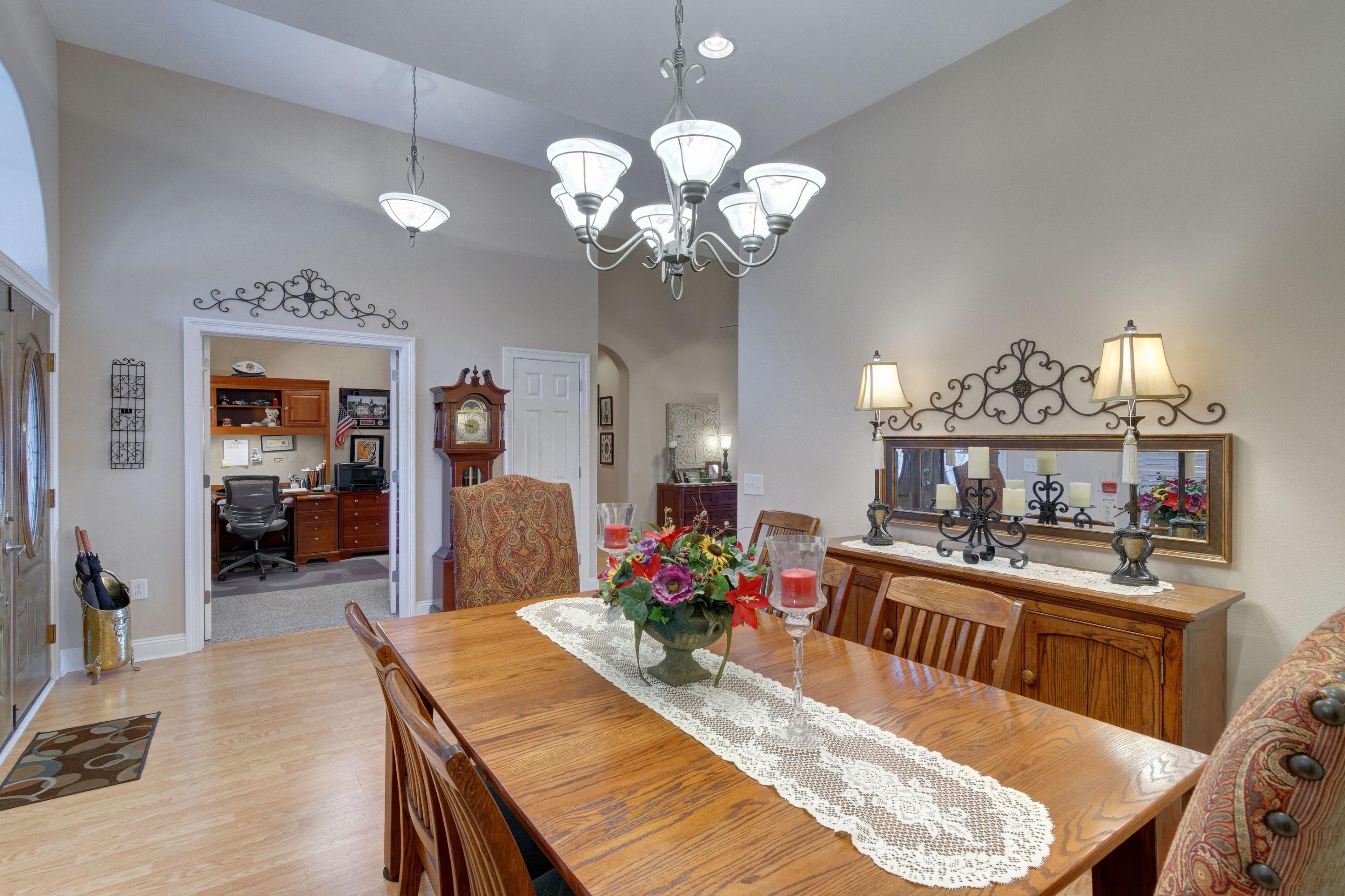 WOODLAWN SHORES - Residential