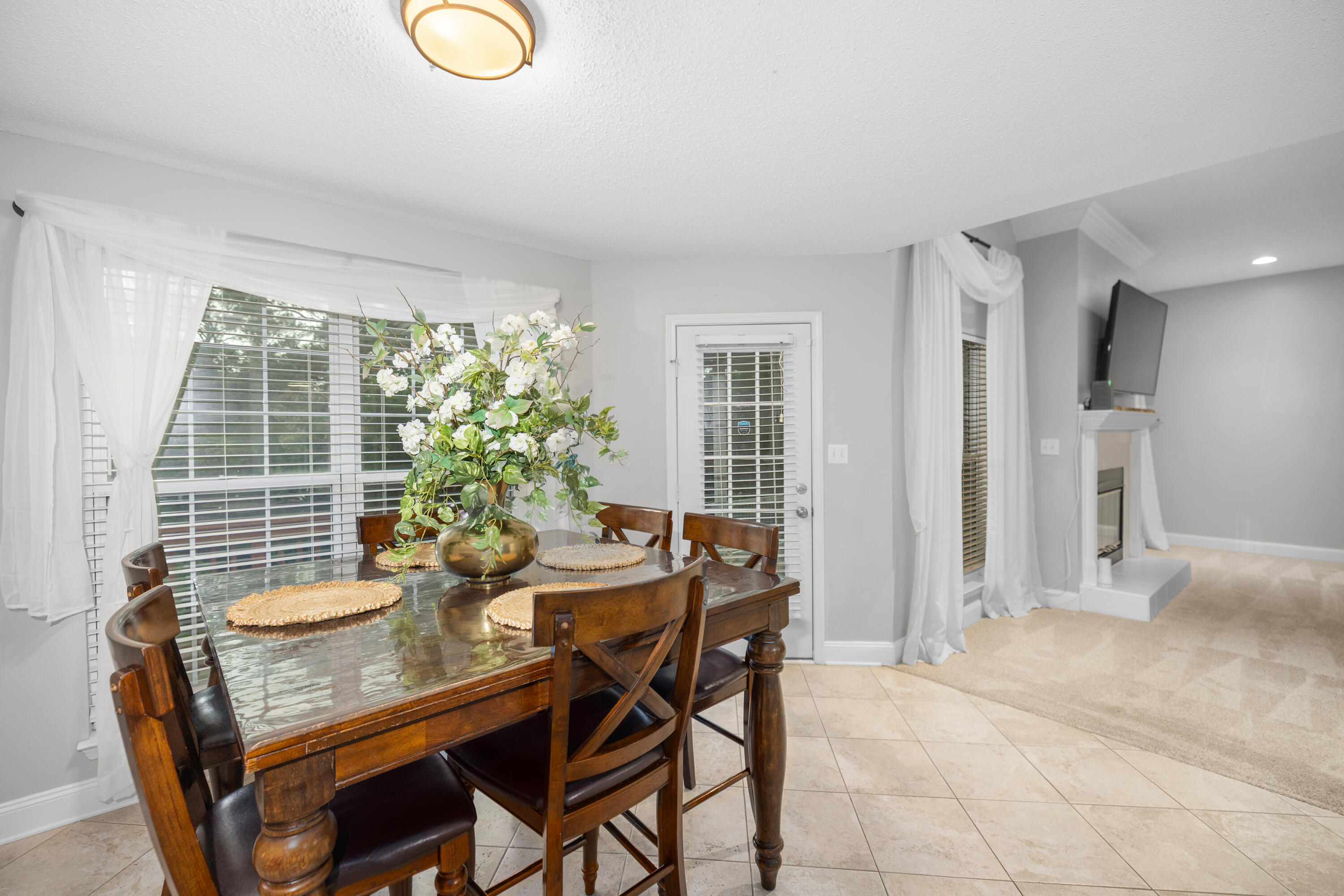 ROCKY BAYOU COUNTRY CLUB ESTATES 9 - Residential