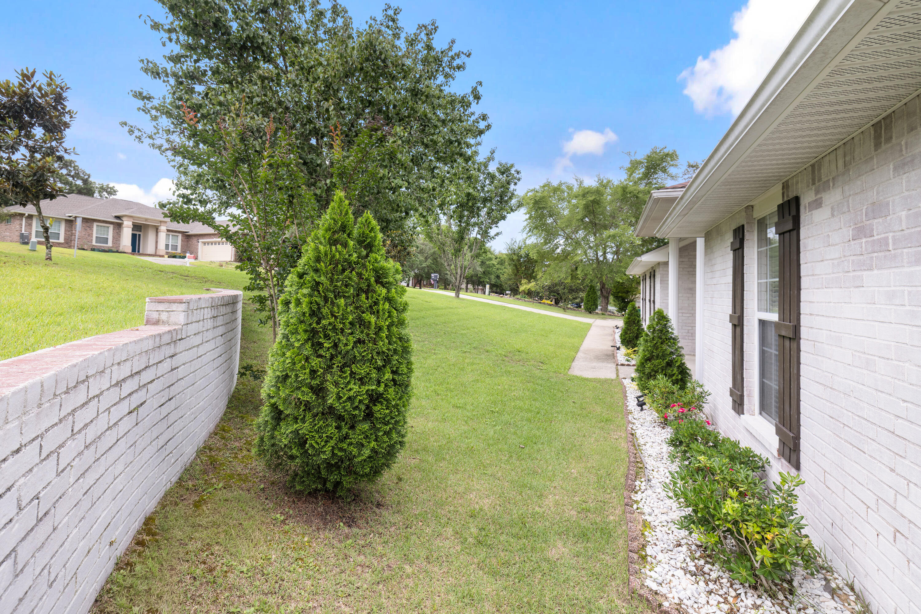 ROCKY BAYOU COUNTRY CLUB ESTATES 9 - Residential