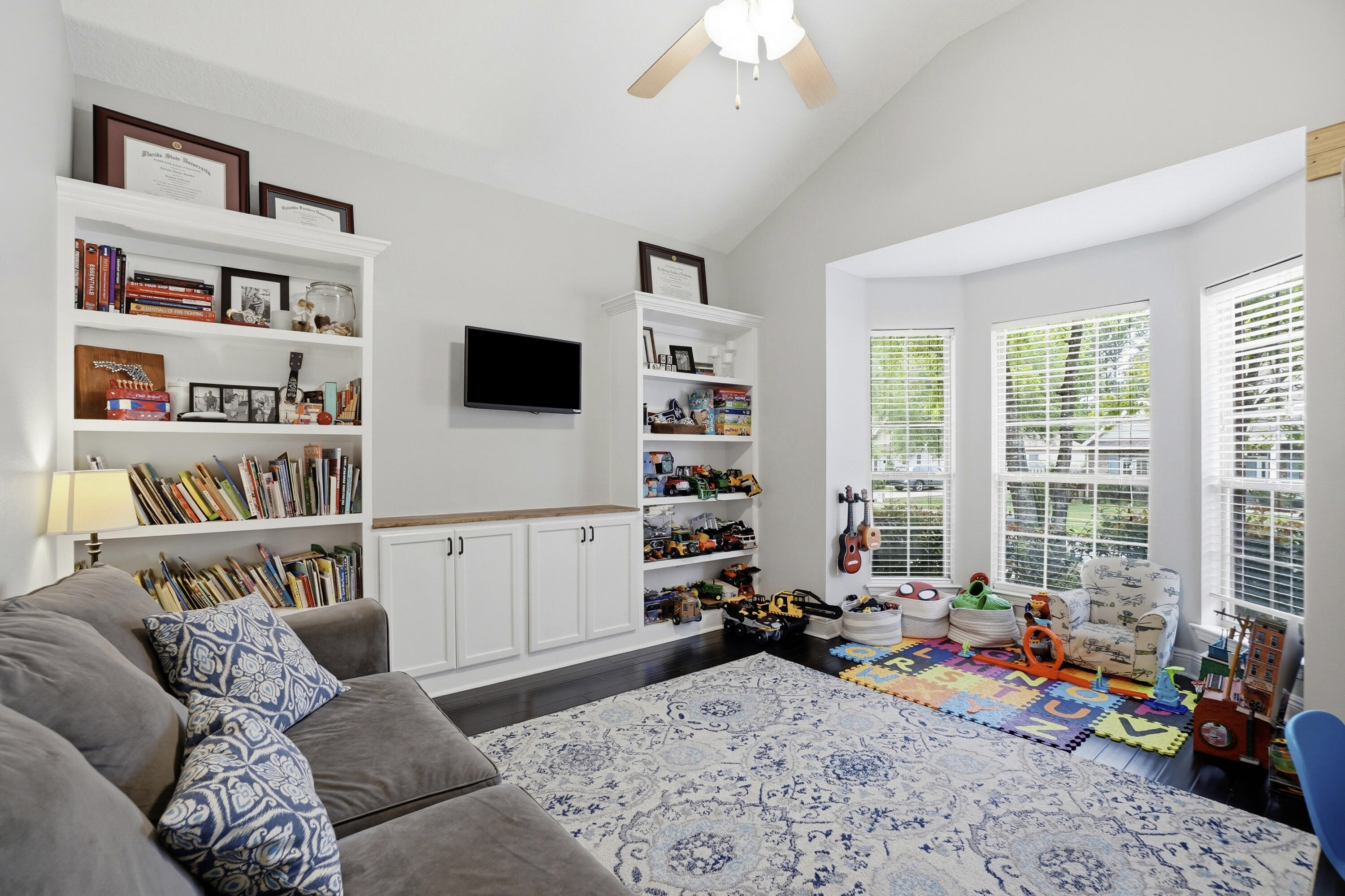 HAMMOCK BAY - Residential