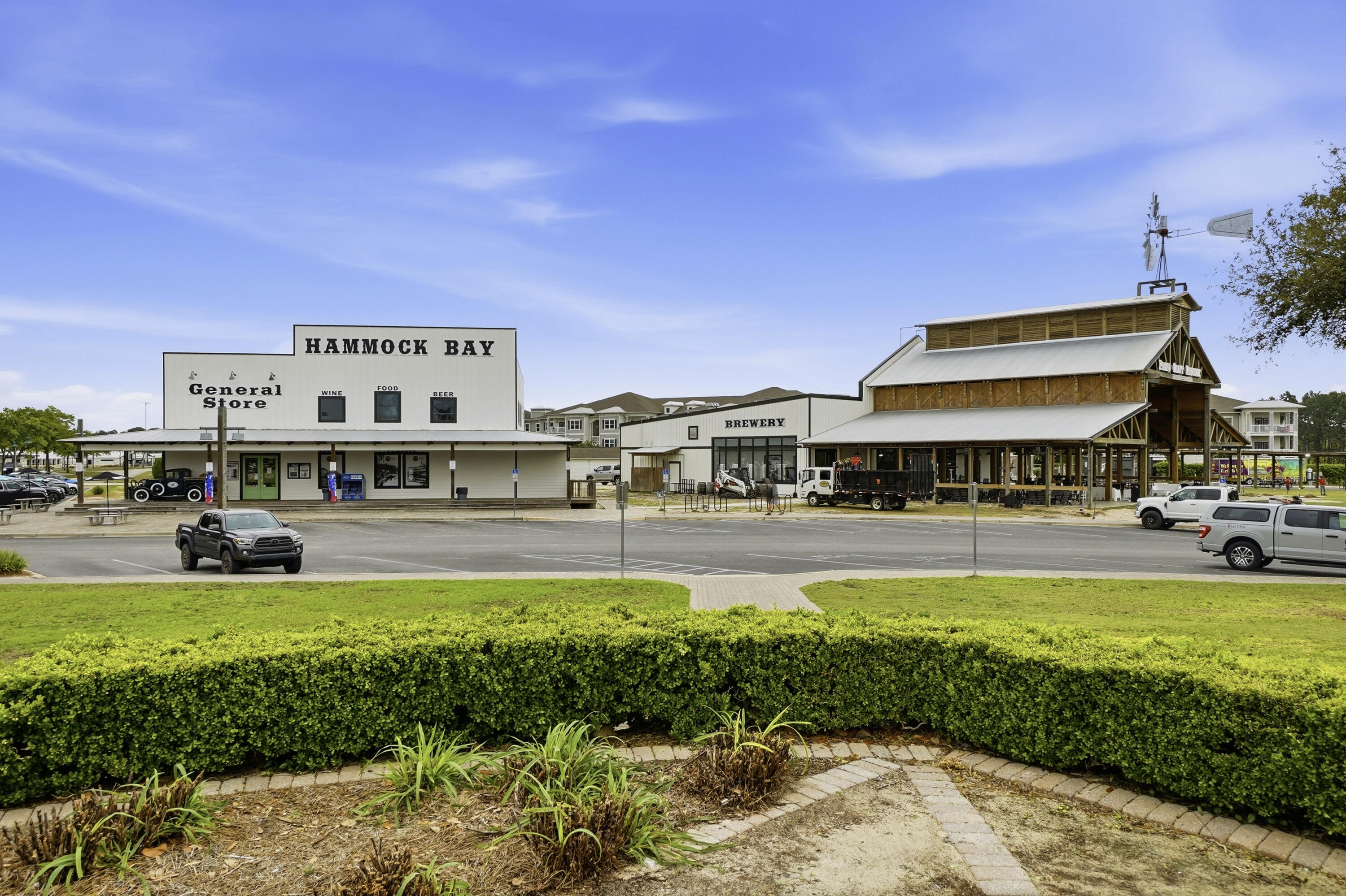 HAMMOCK BAY - Residential