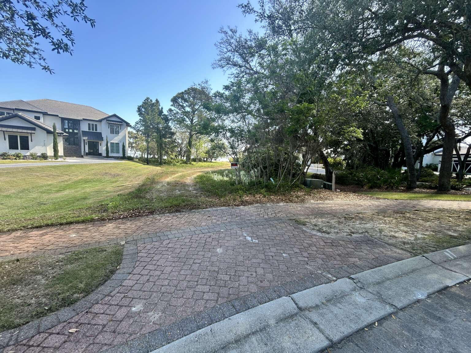 Estates at Indian Pointe - Land