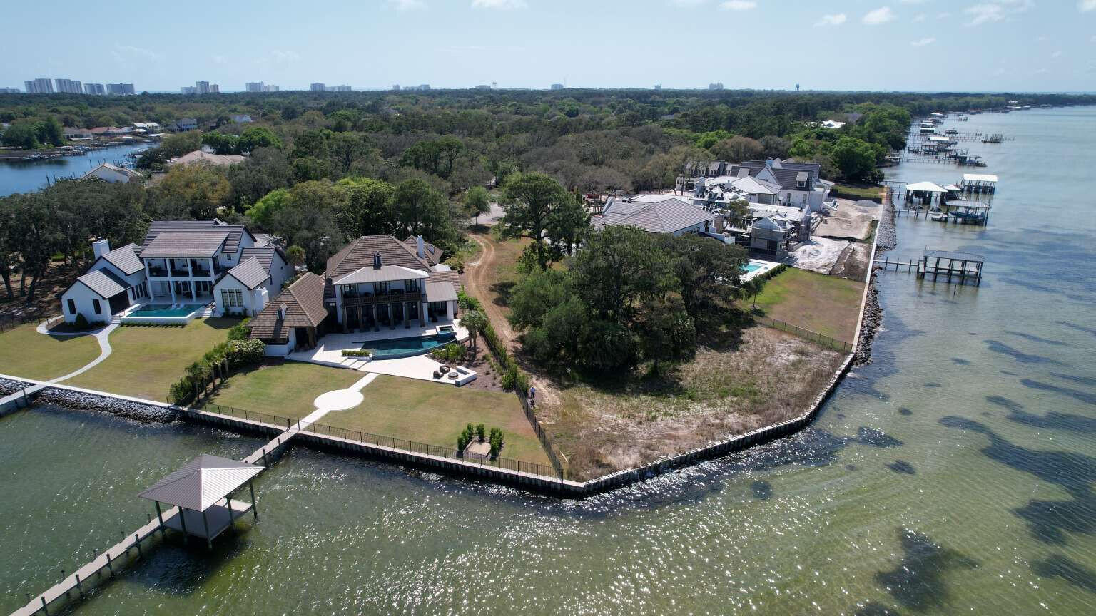 Estates at Indian Pointe - Land